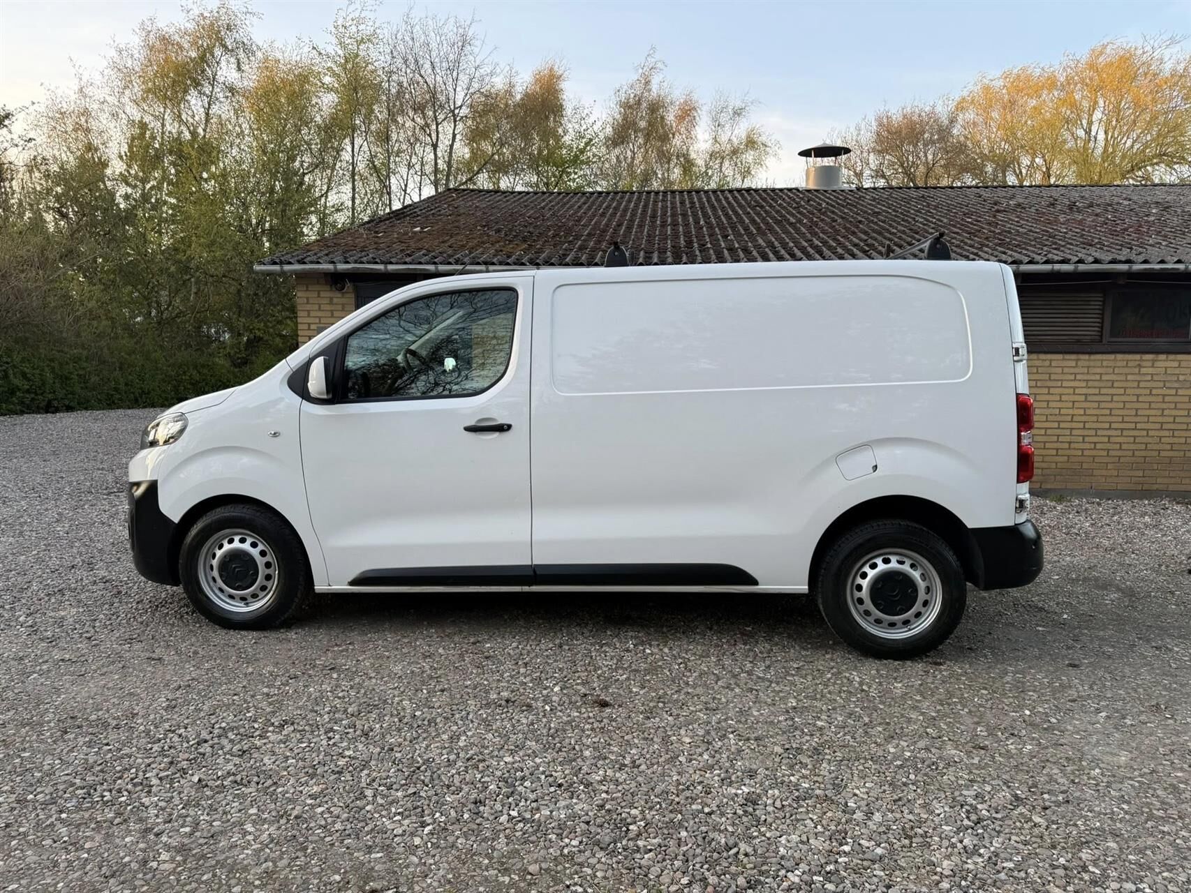 Billede af Citroën Jumpy L2N2 2,0 Blue HDi Proffline start/stop 120HK Van 6g