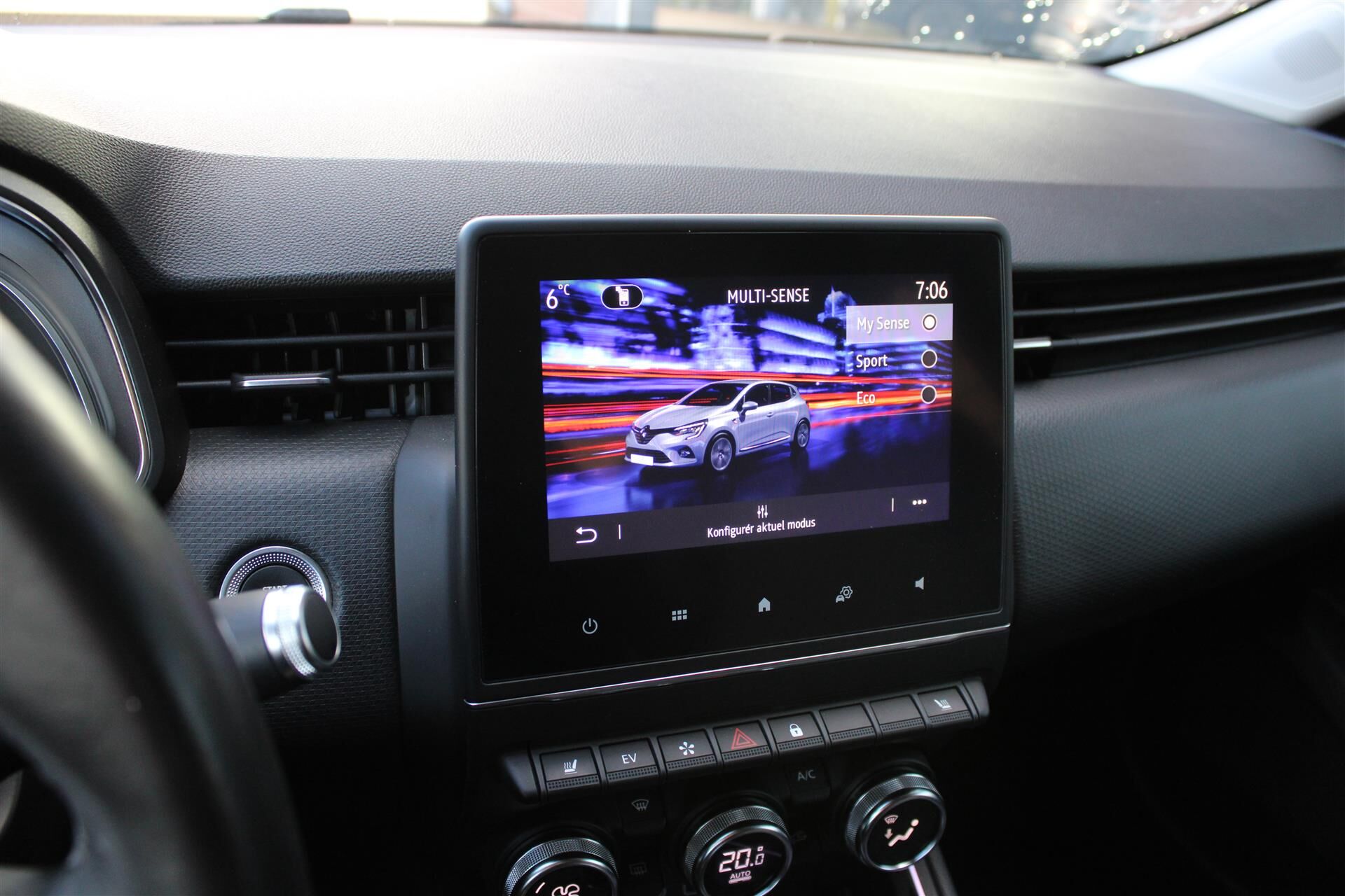 Billede af Renault Clio 1,6 E-TECH  Hybrid Intens 140HK 5d Aut.
