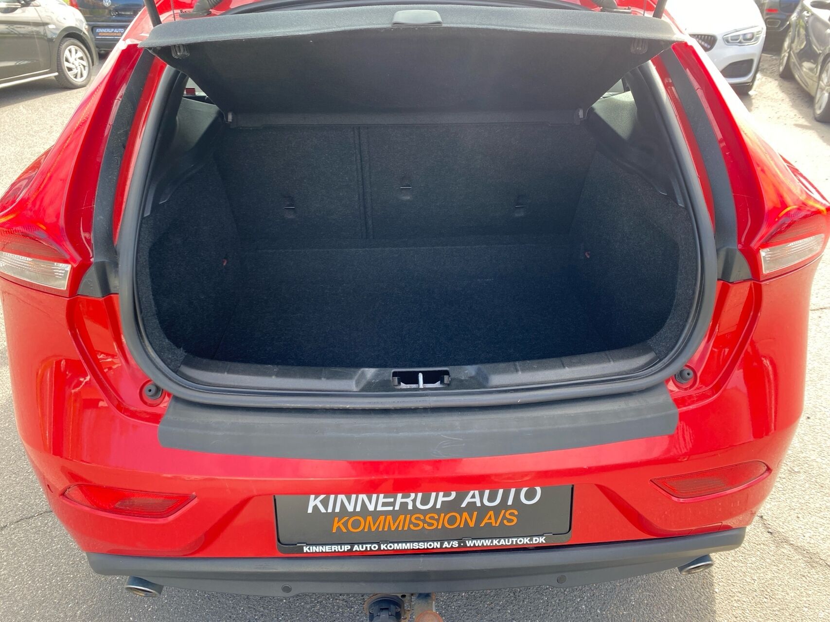 Billede af Volvo V40 2,0 D3 Momentum 150HK 5d Aut.