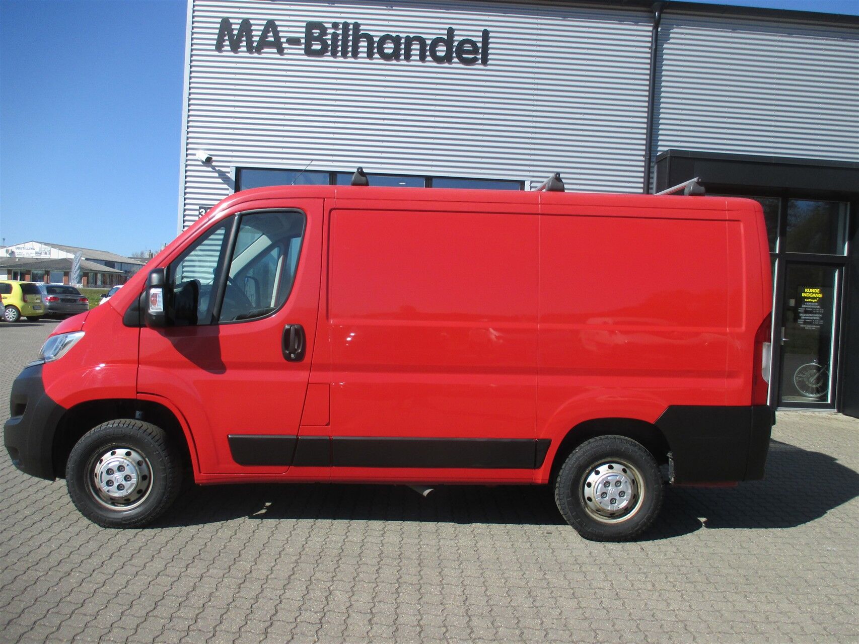 Billede af Citroën Jumper 30 L1H1 2,2 Blue HDi Flexline start/stop 120HK Van