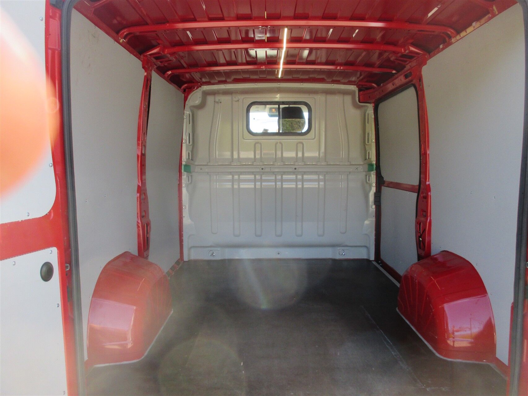 Billede af Citroën Jumper 30 L1H1 2,2 Blue HDi Flexline start/stop 120HK Van