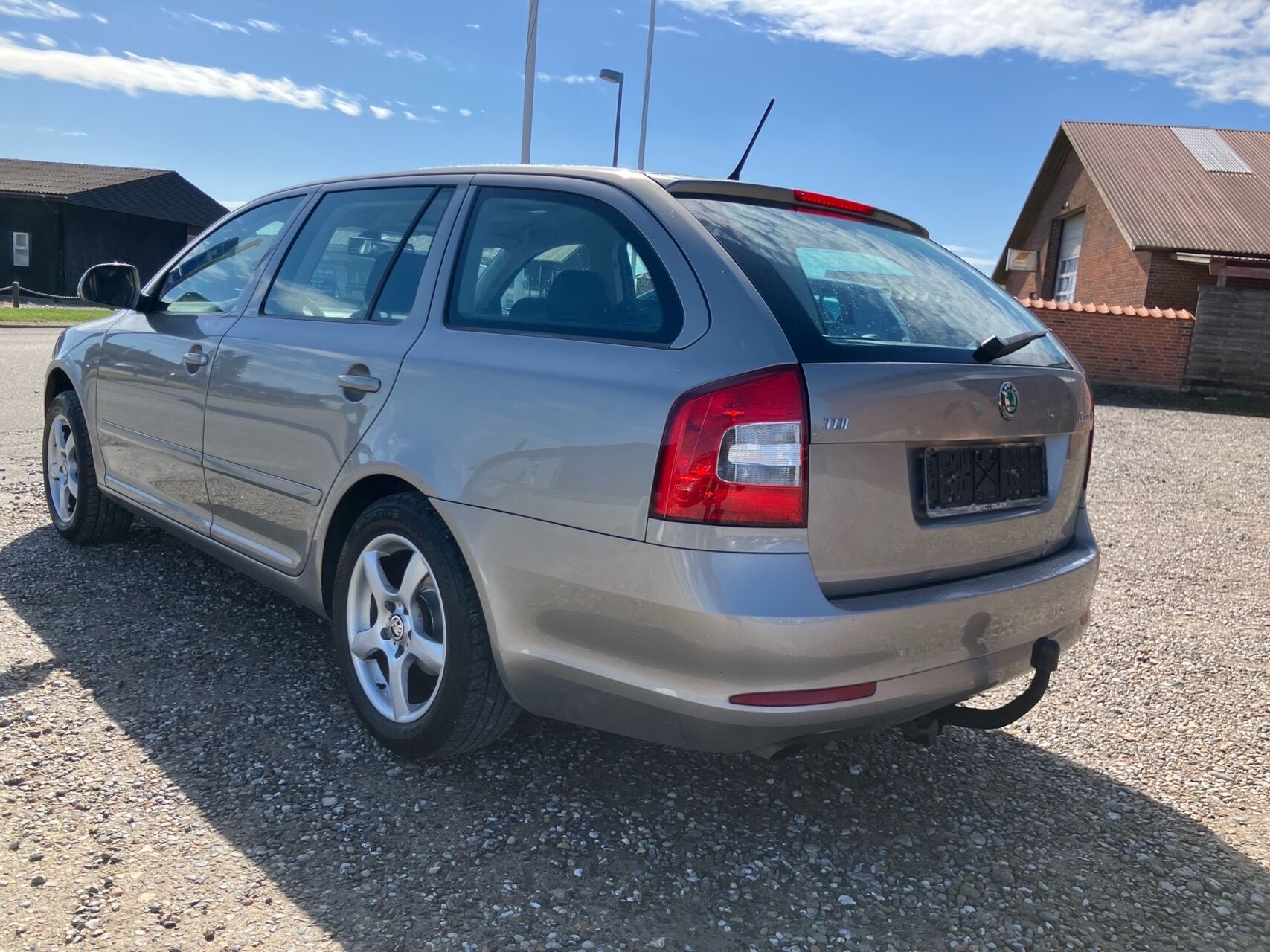 Billede af Skoda Octavia 1,6 Commonrail DPF Ambiente 105HK 5d