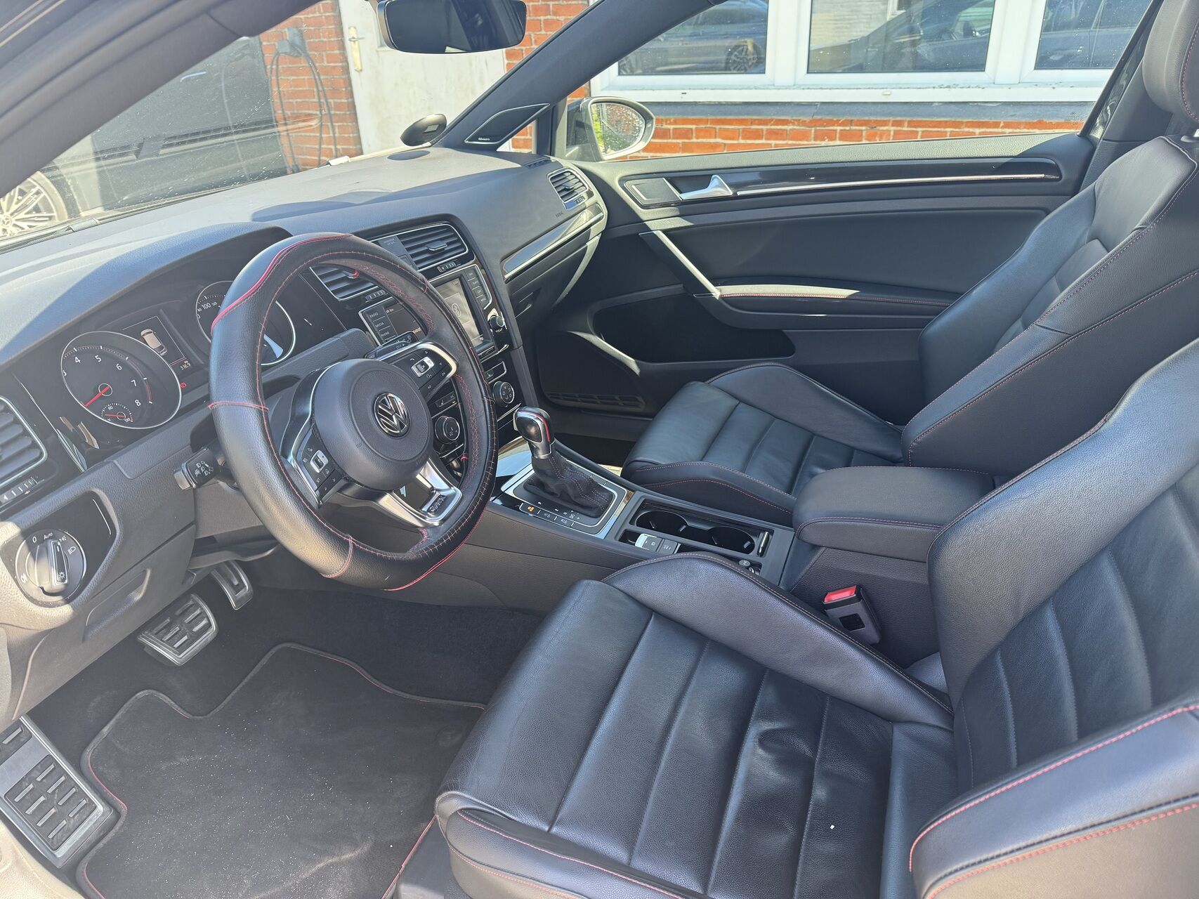 Billede af VW Golf 2,0 TSI BMT GTI Clubsport DSG 265HK 3d 6g Aut.