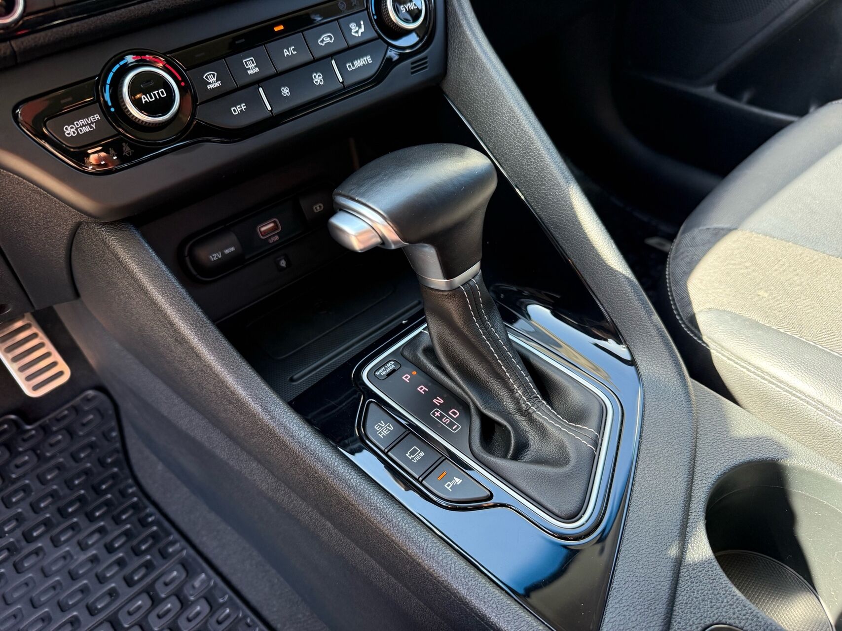 Billede af Kia Niro 1,6 GDI PHEV  Plugin-hybrid Advance DCT 141HK 5d 6g Aut.