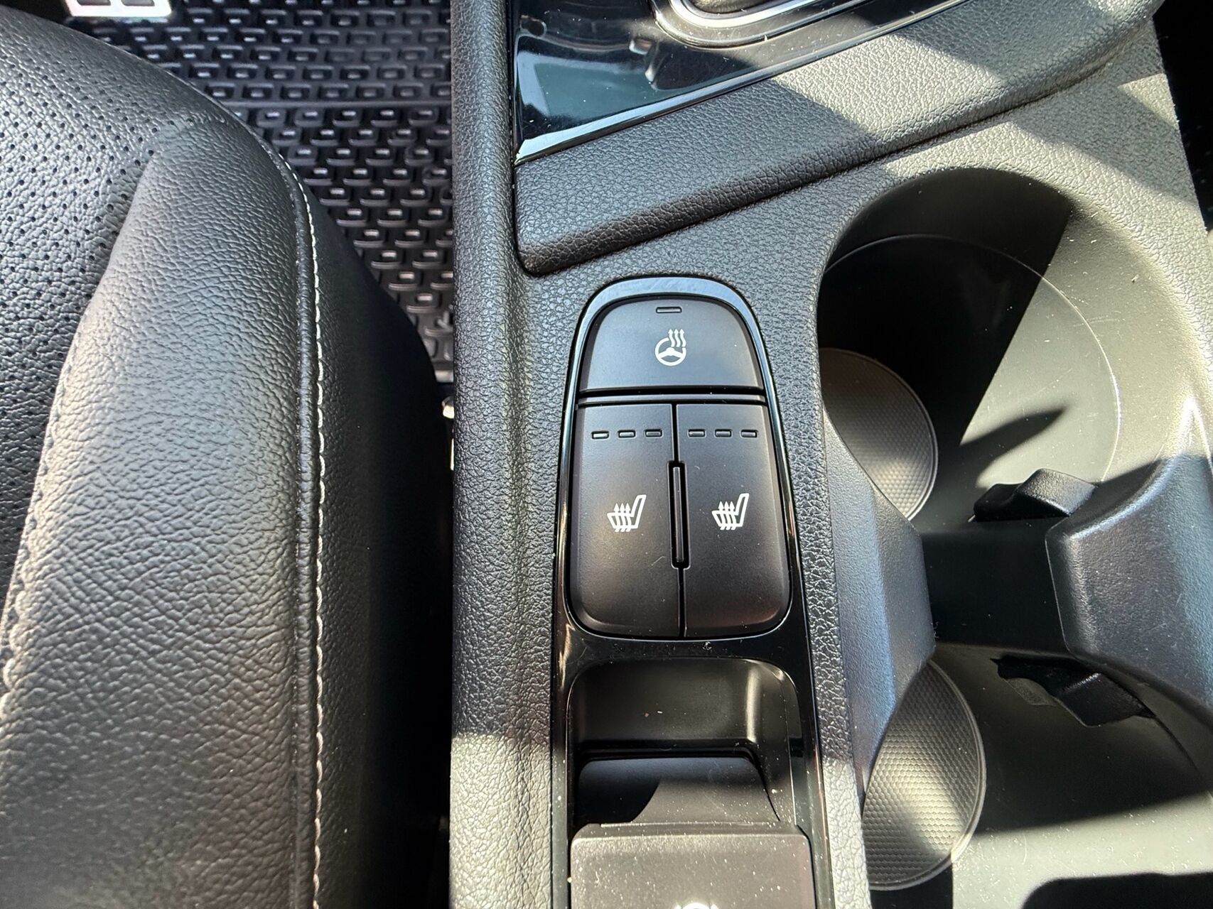 Billede af Kia Niro 1,6 GDI HEV  Hybrid Advance DCT 141HK 5d 6g Aut.