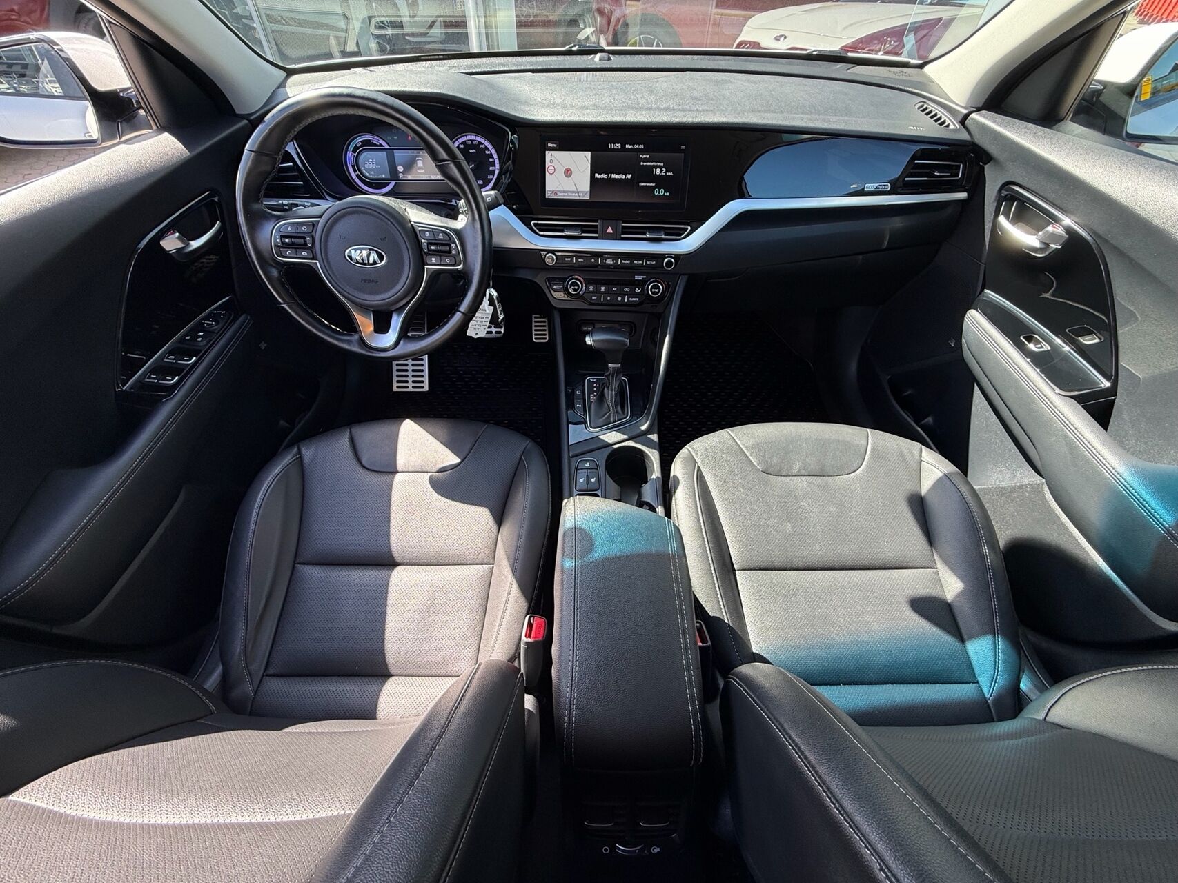 Billede af Kia Niro 1,6 GDI HEV  Hybrid Advance DCT 141HK 5d 6g Aut.