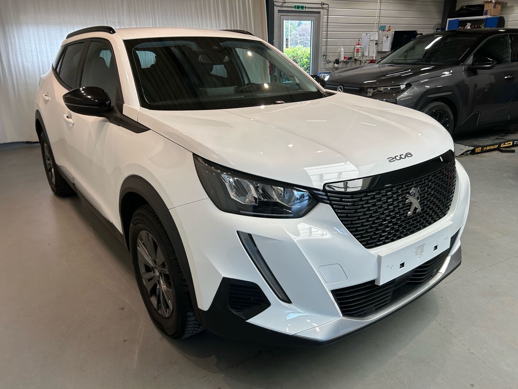 Billede af Peugeot 2008 1,2 PureTech Selection Sport EAT8 130HK 5d 8g Aut.