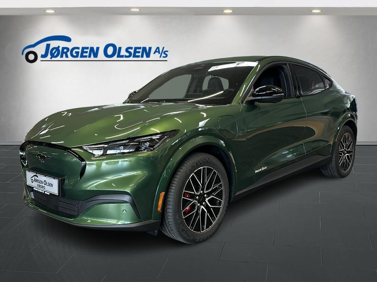 Billede af Ford Mustang Mach-E EL UR Premium AWD 375HK 5d Aut.