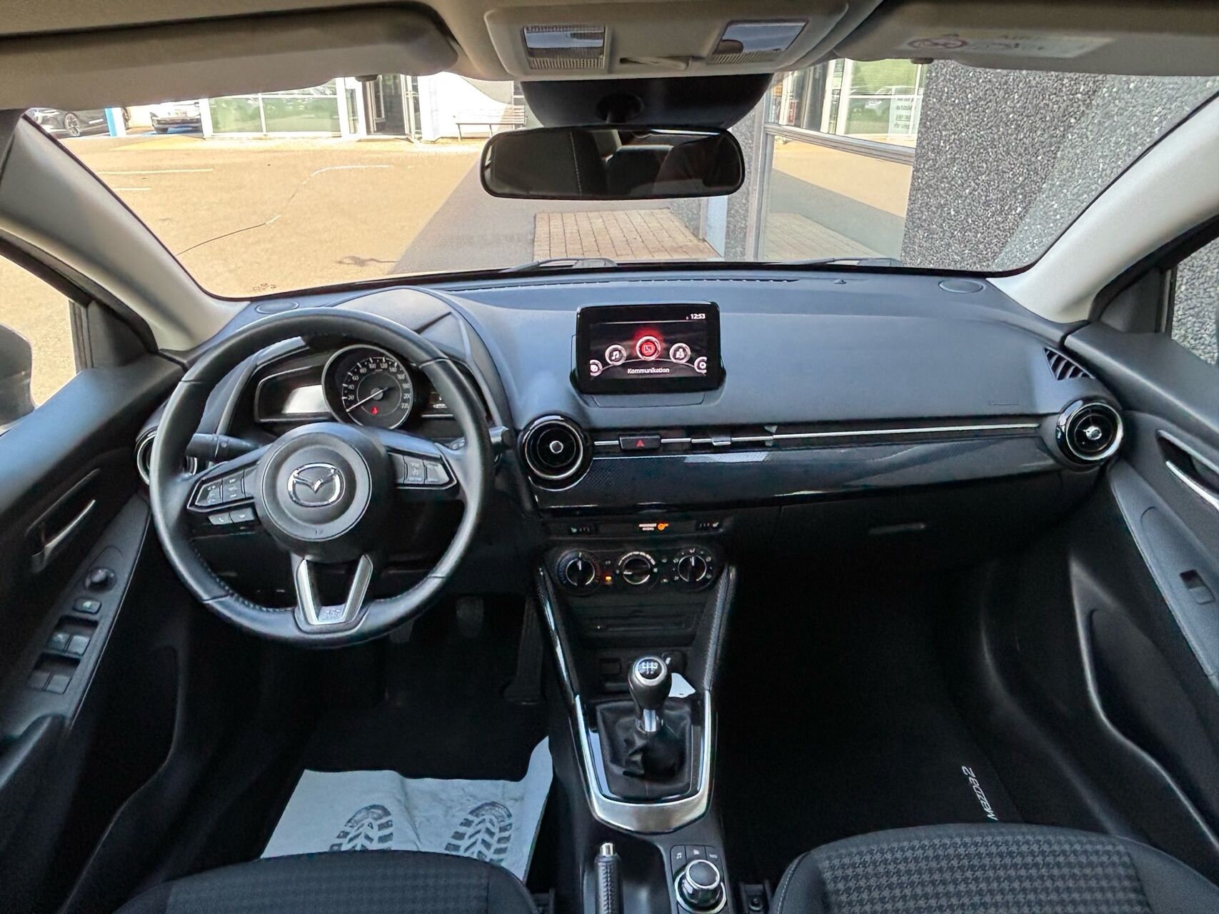 Billede af Mazda 2 1,5 Skyactiv-G Niseko 90HK 5d