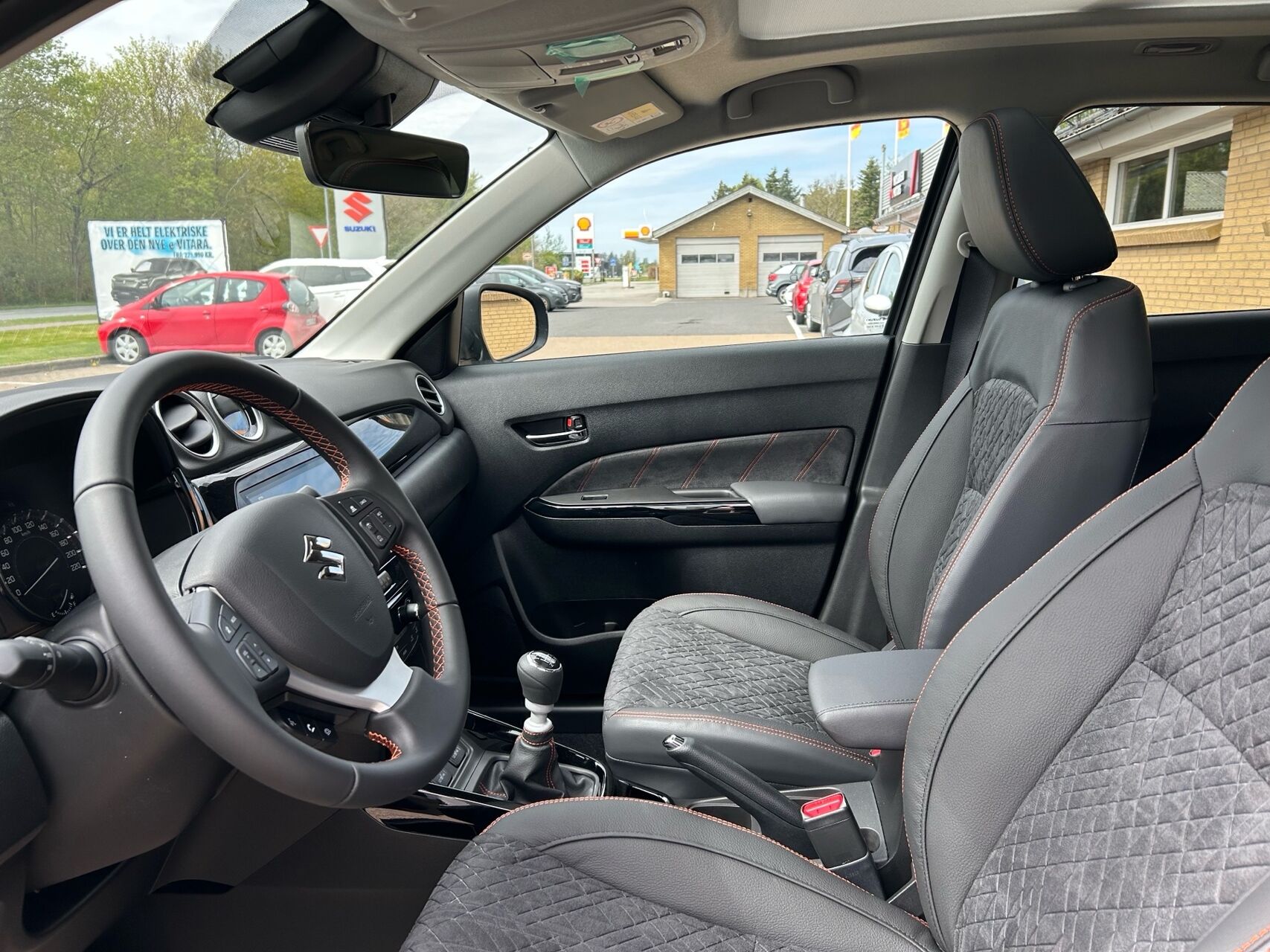 Billede af Suzuki Vitara 1,4 Black Edition 110HK 5d 6g