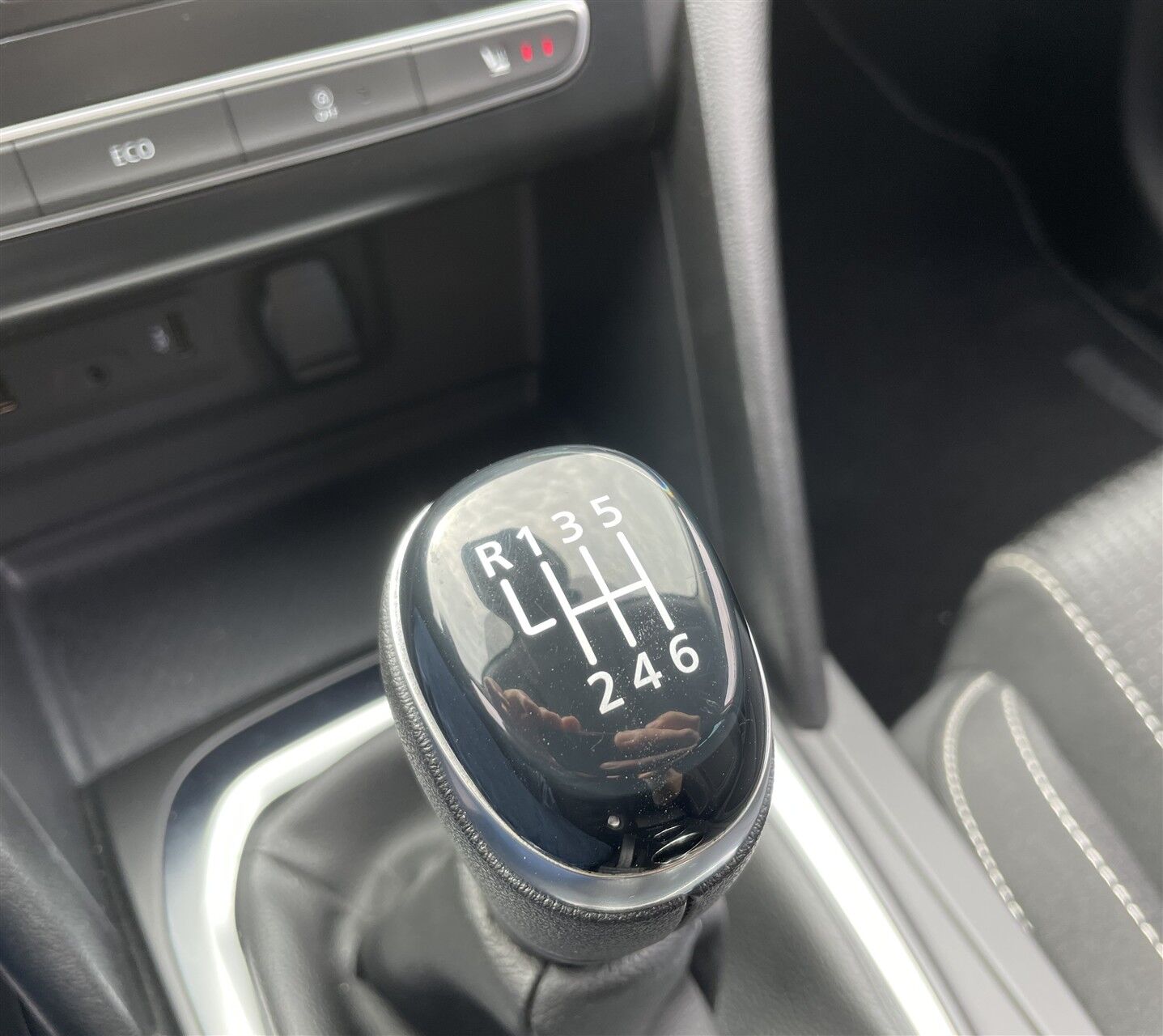 Billede af Renault Mégane Sport Tourer 1,3 TCE GPF Zen 140HK Stc 6g