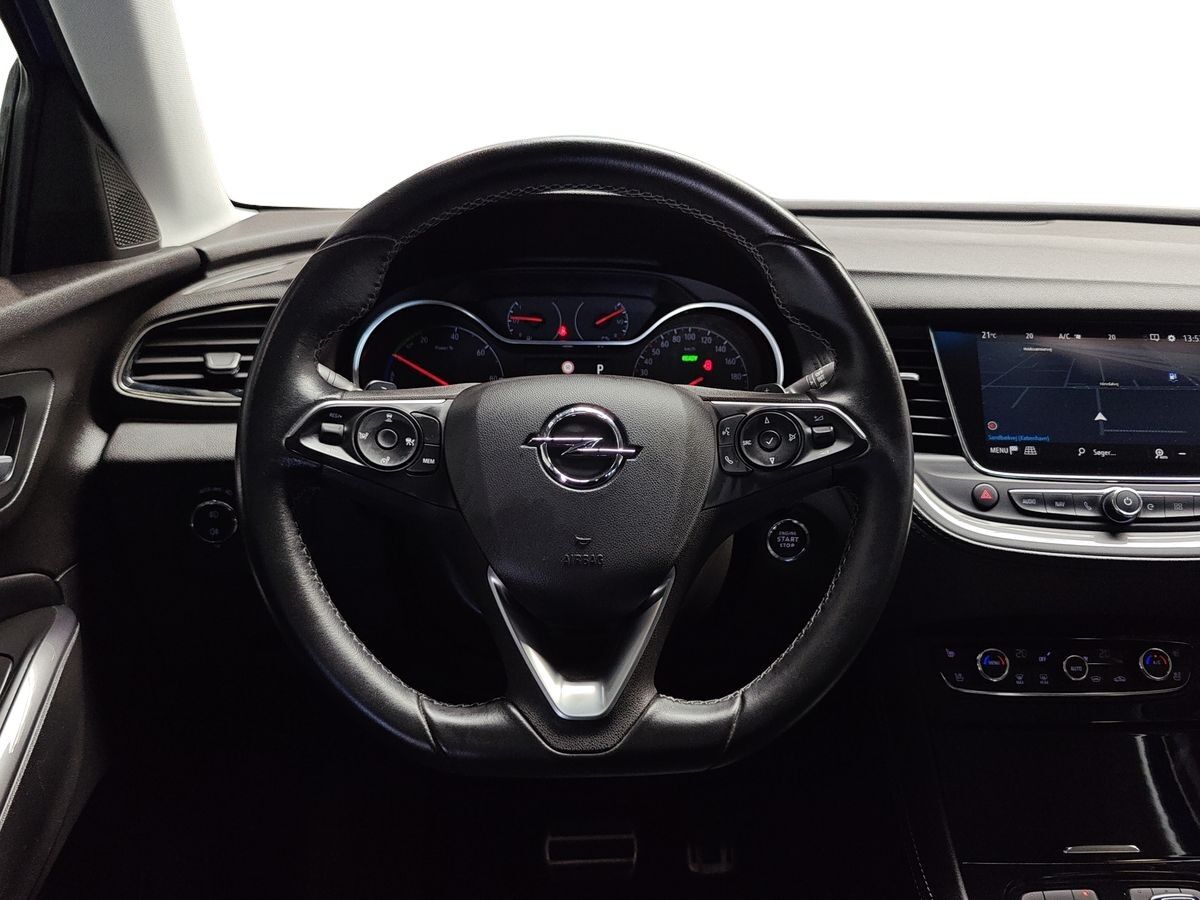 Billede af Opel Grandland X 1,6 PHEV  Plugin-hybrid Euro Limited 225HK 5d 8g Aut.