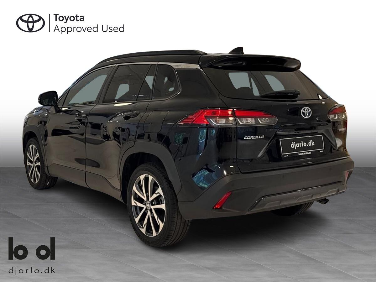 Billede af Toyota Corolla Cross 2,0 Hybrid Elegant E-CVT 197HK 5d Aut.