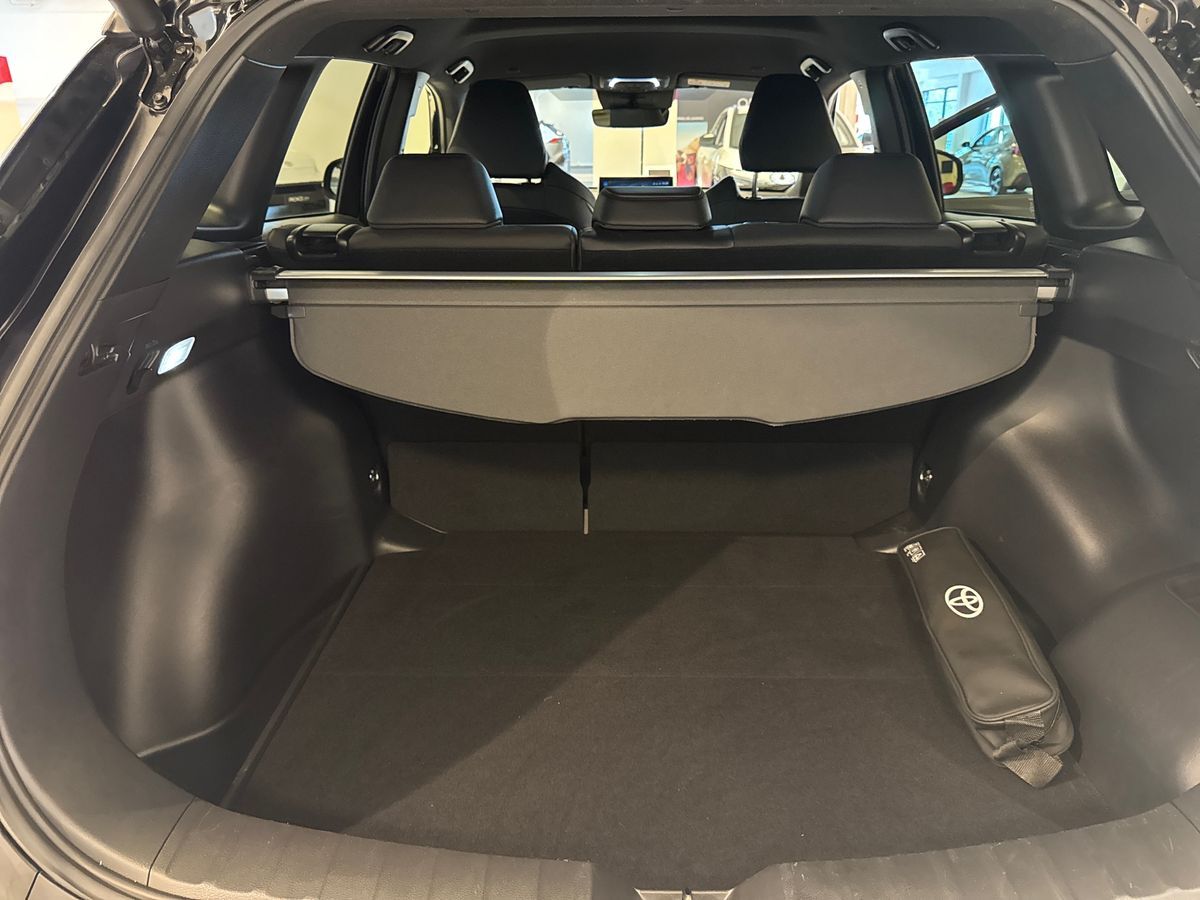 Billede af Toyota Corolla Cross 2,0 Hybrid Elegant E-CVT 197HK 5d Aut.
