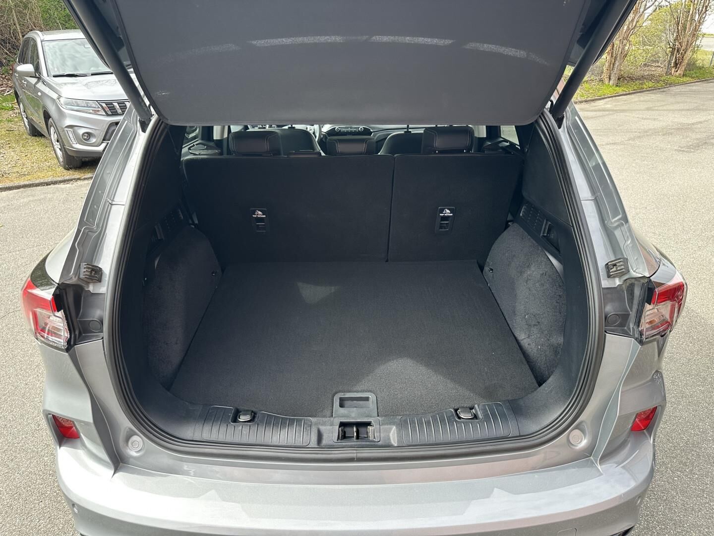 Billede af Ford Kuga 2,5 Plugin-hybrid Vignale CVT 225HK 5d Trinl. Gear