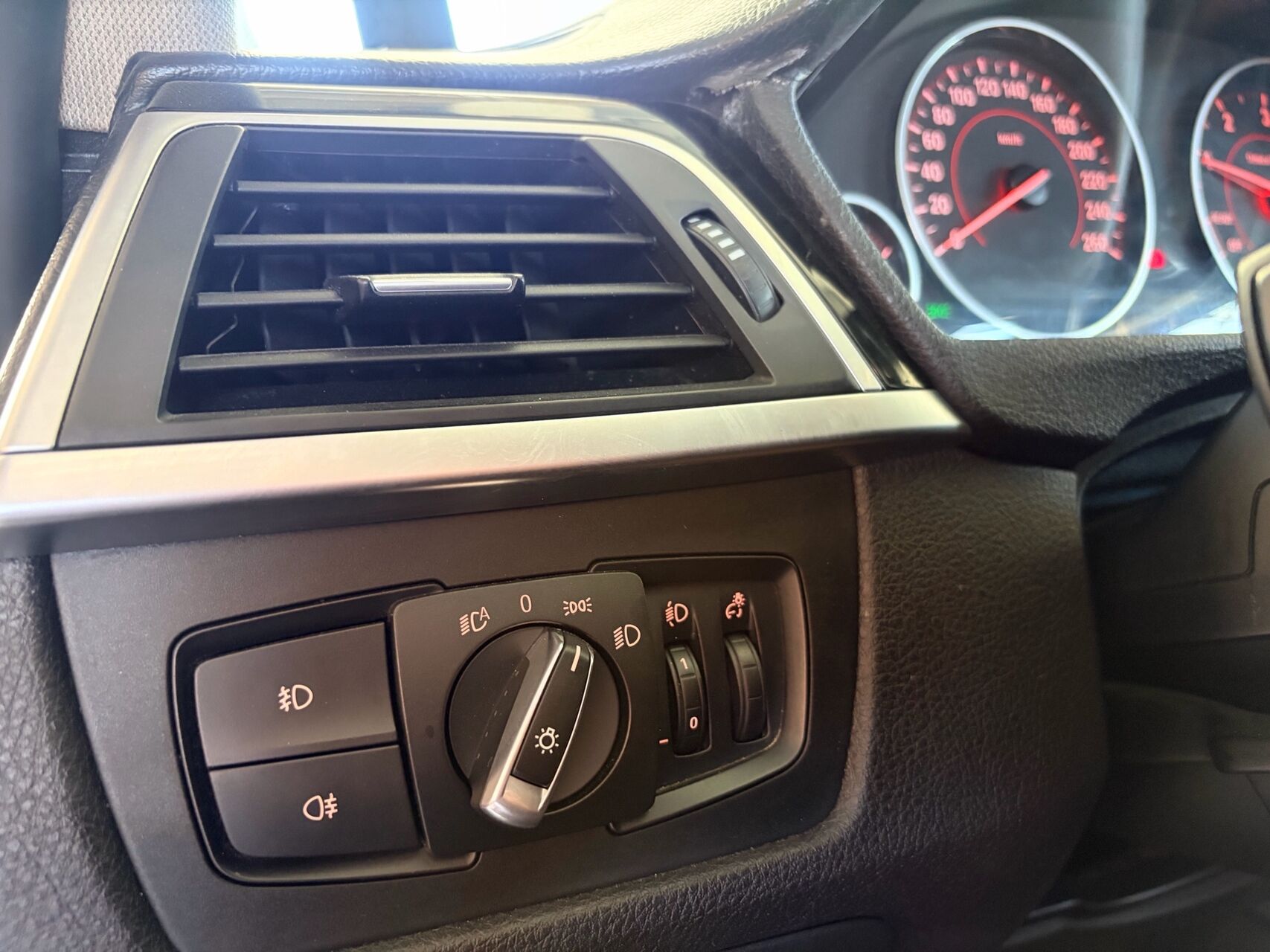 Billede af BMW 316d Touring 2,0 D 116HK Stc 6g