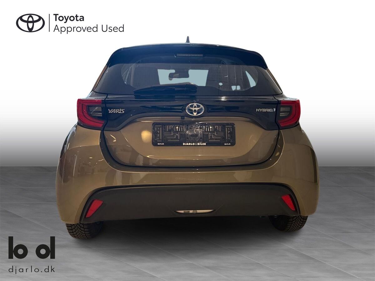 Billede af Toyota Yaris 1,5 Hybrid Active Technology Plus 116HK 5d Trinl. Gear