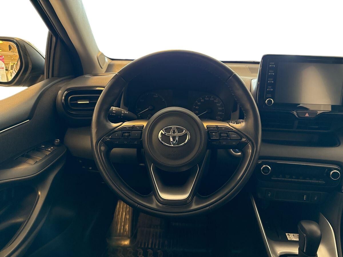 Billede af Toyota Yaris 1,5 Hybrid Active Technology Plus 116HK 5d Trinl. Gear