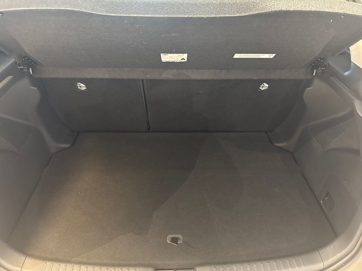 Billede af Toyota Yaris 1,5 Hybrid Active Technology Plus 116HK 5d Trinl. Gear