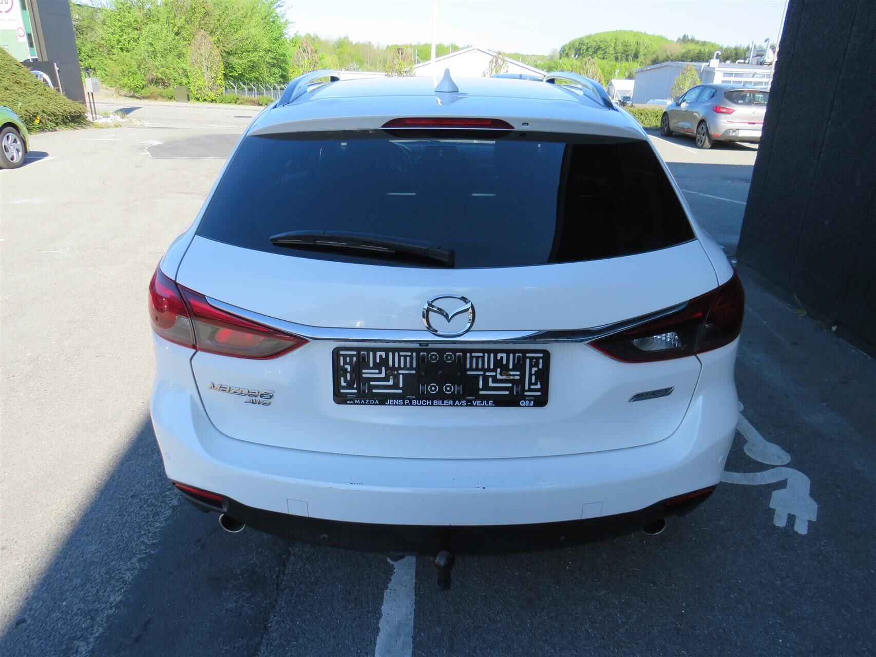 Billede af Mazda 6 2,2 Skyactiv-D Vision AWD 150HK Stc 6g