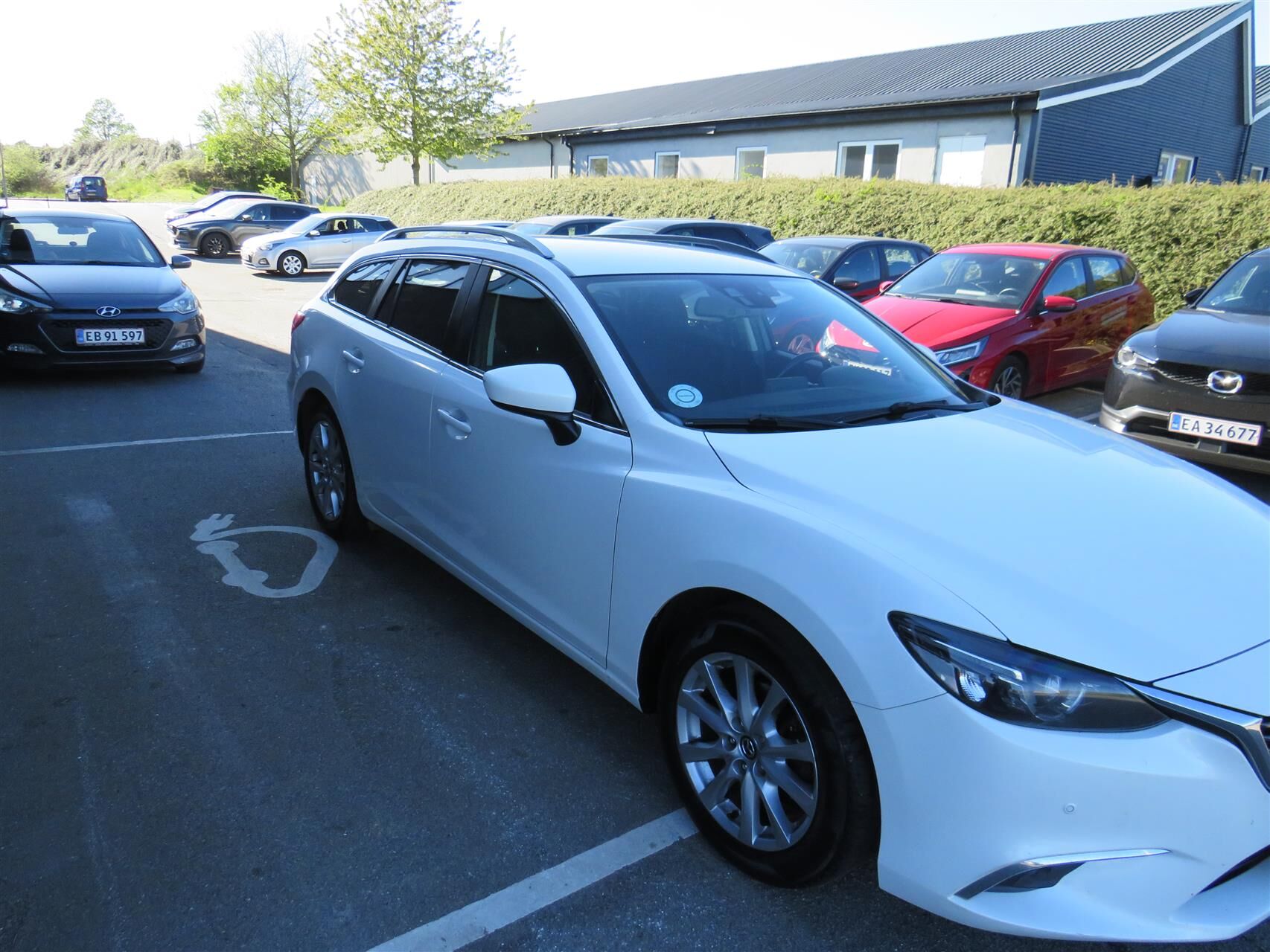 Billede af Mazda 6 2,2 Skyactiv-D Vision AWD 150HK Stc 6g