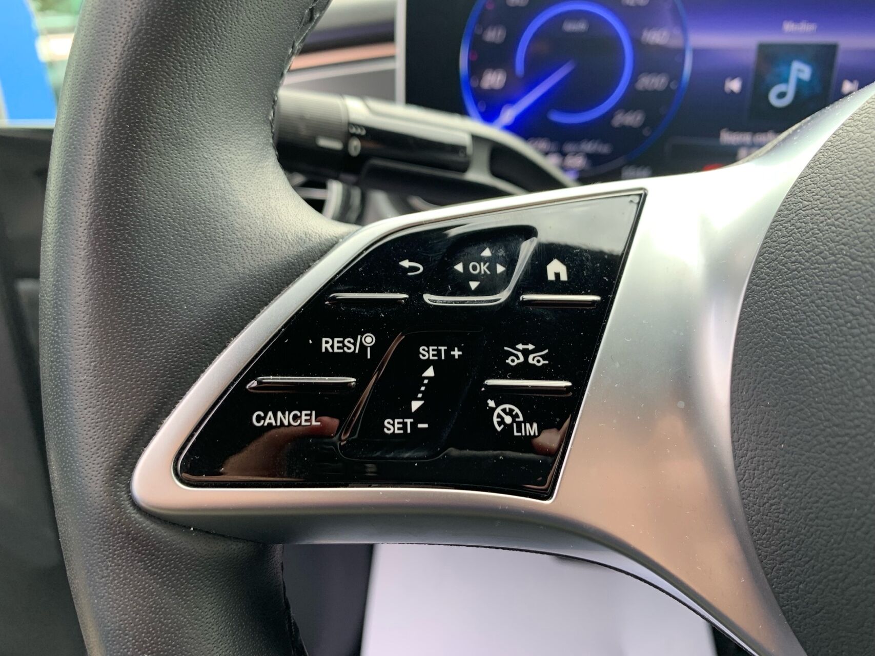 Billede af Mercedes-Benz EQE 300 EL Electric Art 245HK Aut.