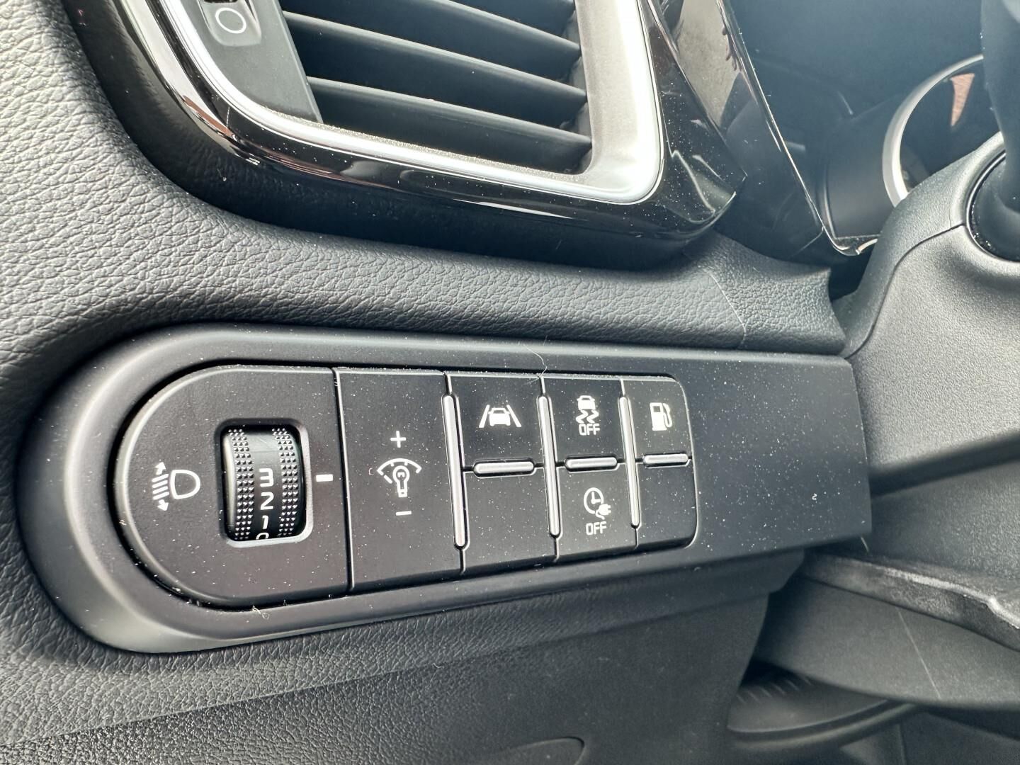 Billede af Kia Ceed SW 1,6 GDI PHEV  Plugin-hybrid Prestige DCT 141HK Stc 6g Aut.