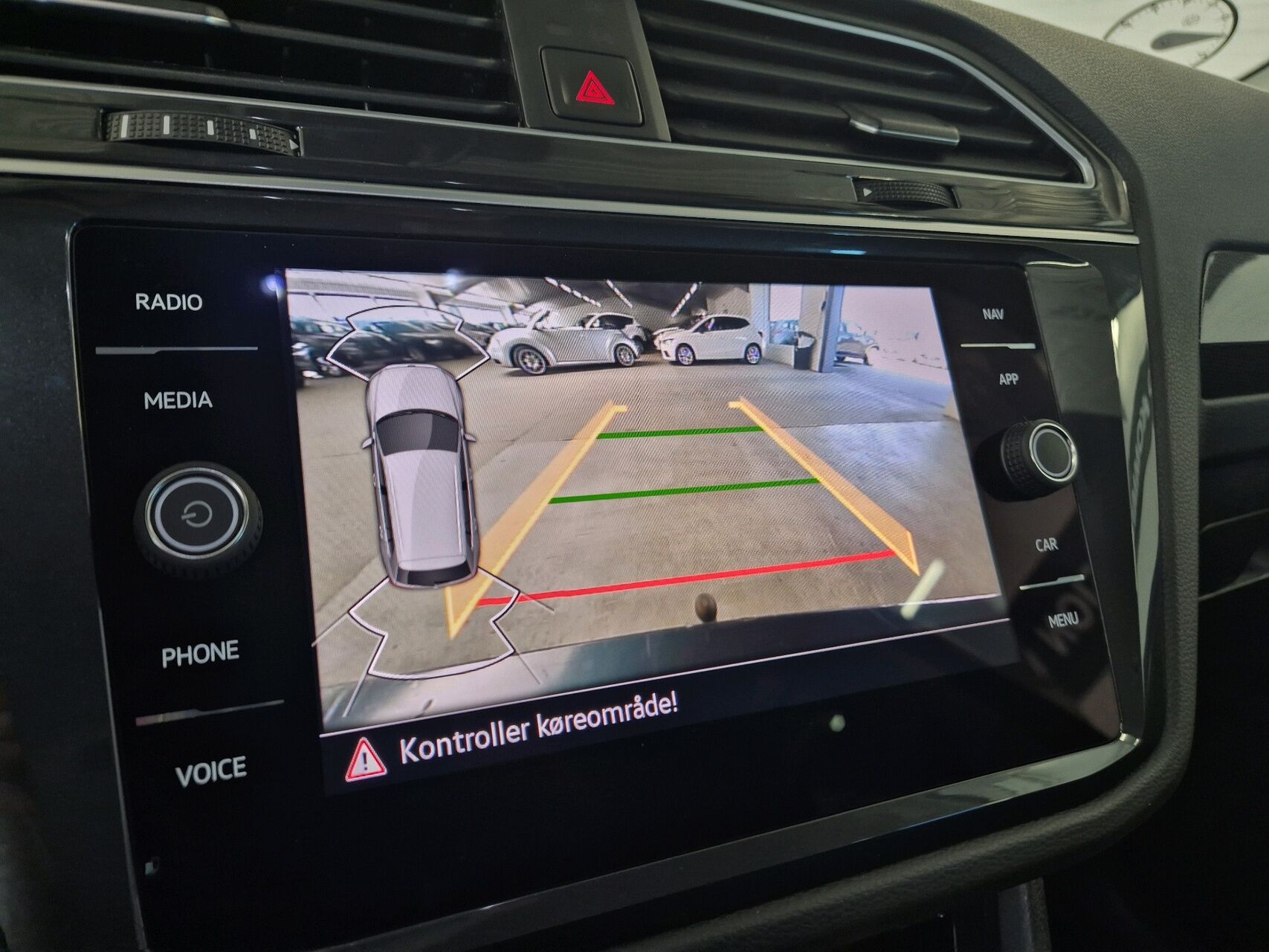 Billede af VW Tiguan 2,0 TDI SCR Elegance DSG 150HK 5d 7g Aut.