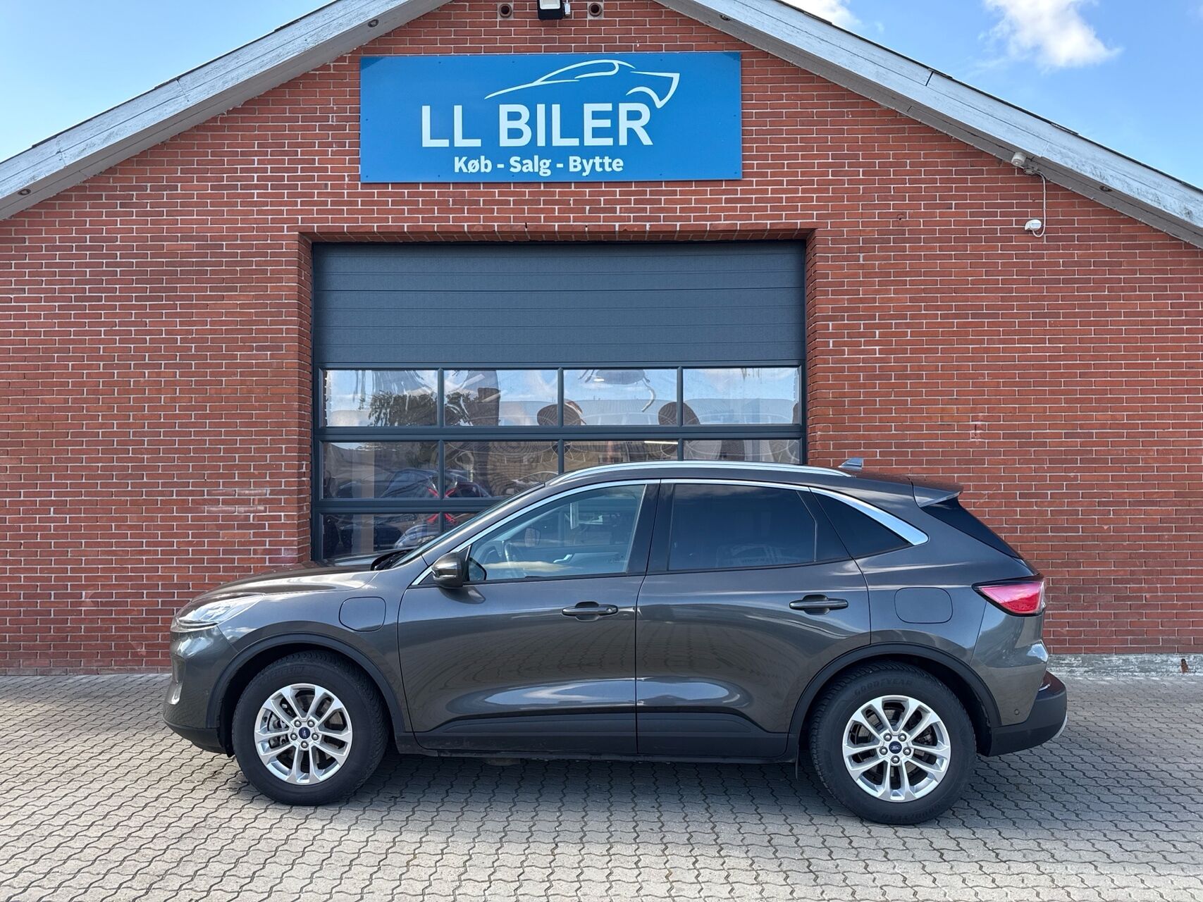 Billede af Ford Kuga 2,5 Plugin-hybrid Titanium X CVT 225HK 5d Trinl. Gear