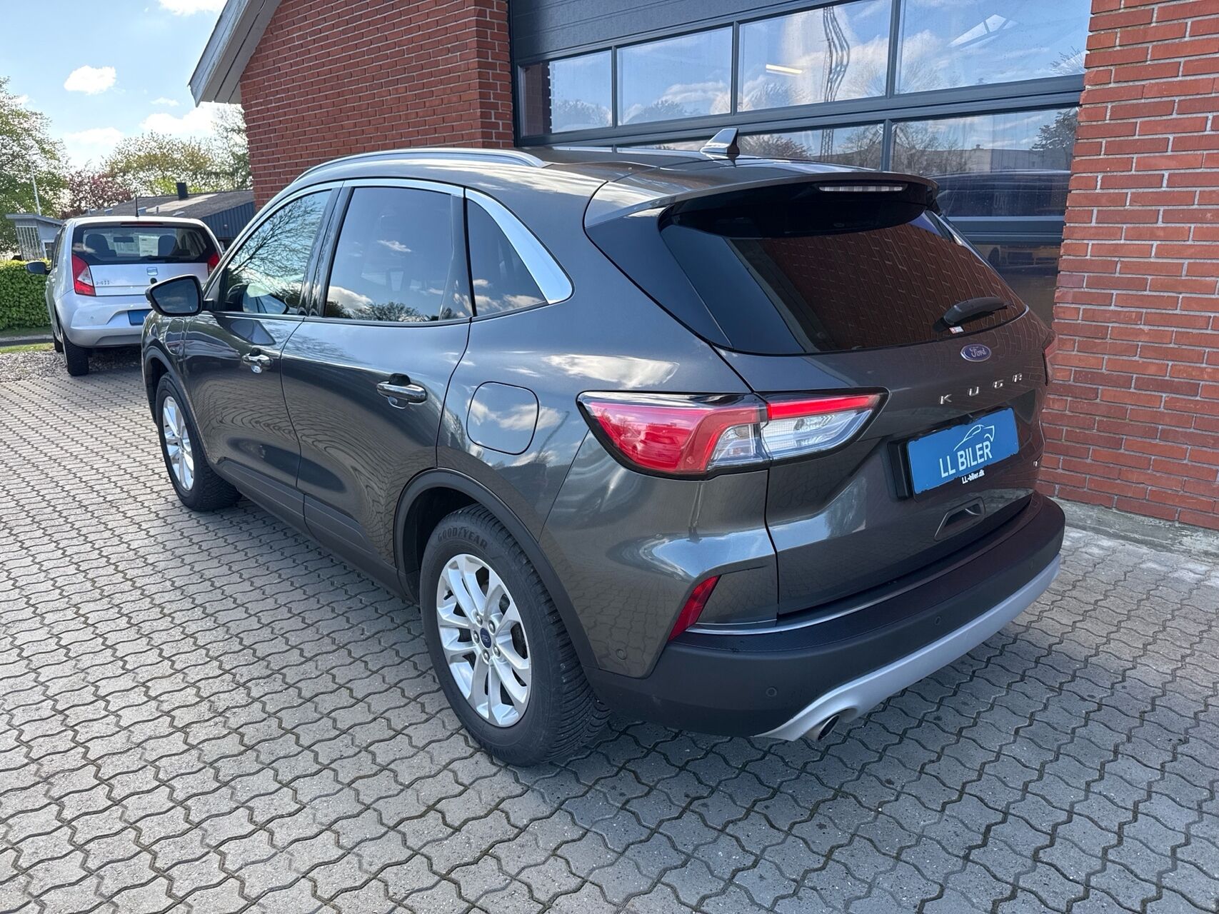 Billede af Ford Kuga 2,5 Plugin-hybrid Titanium X CVT 225HK 5d Trinl. Gear