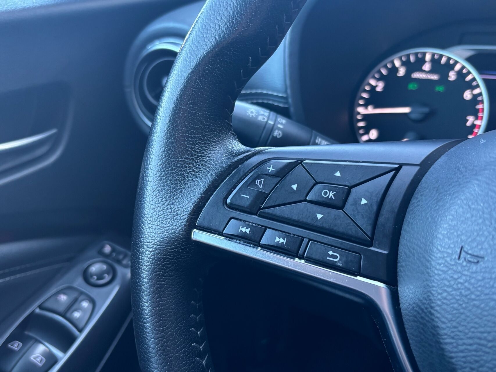 Billede af Nissan Juke 1,0 Dig-T N-Connecta 117HK 5d 6g