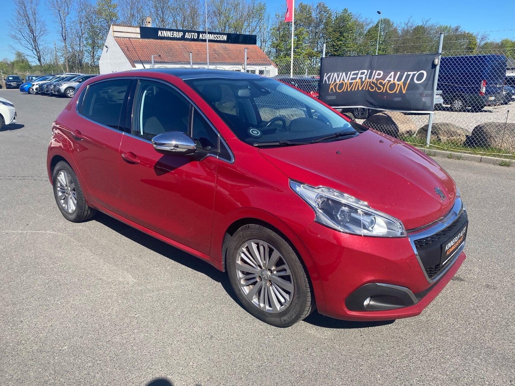 Billede af Peugeot 208 1,6 BlueHDi Allure Sky 100HK 5d