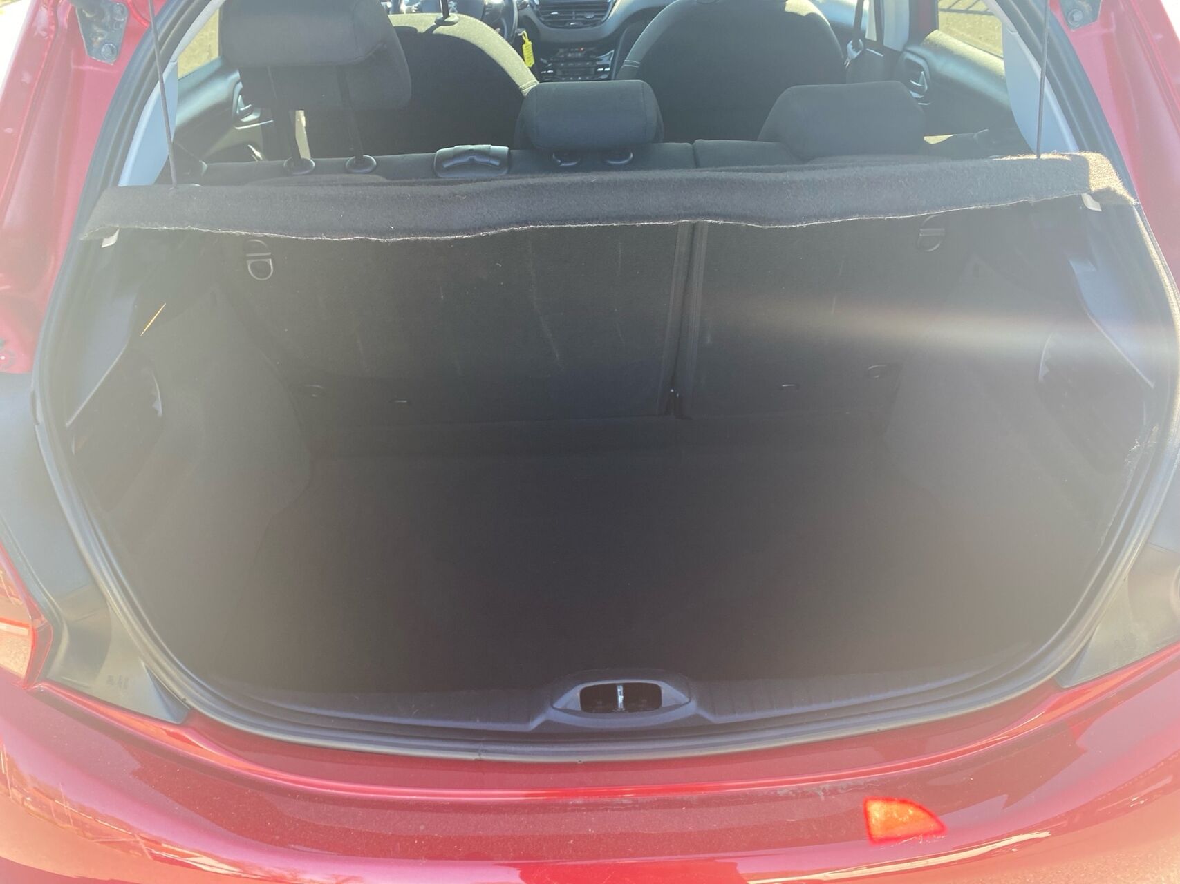 Billede af Peugeot 208 1,6 BlueHDi Allure Sky 100HK 5d