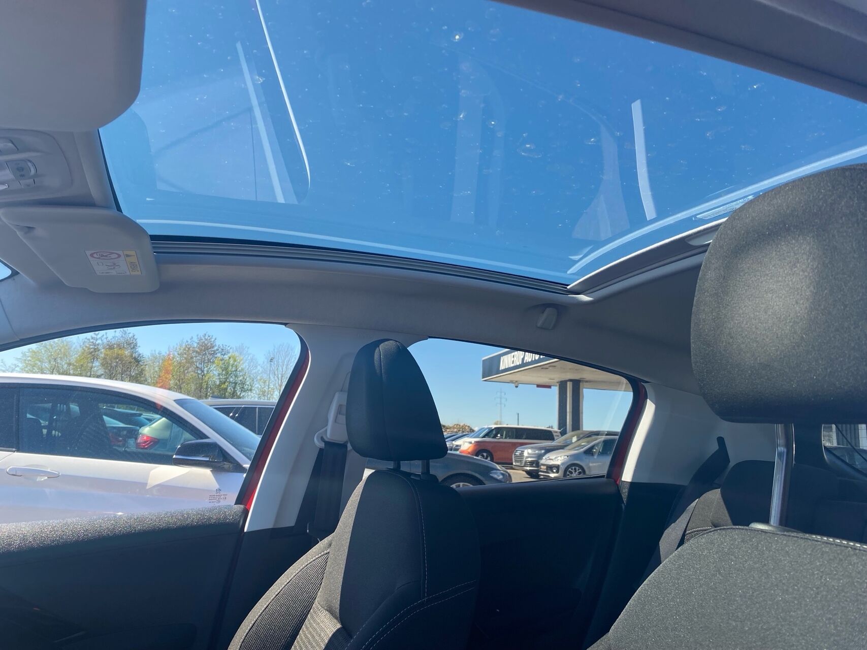 Billede af Peugeot 208 1,6 BlueHDi Allure Sky 100HK 5d
