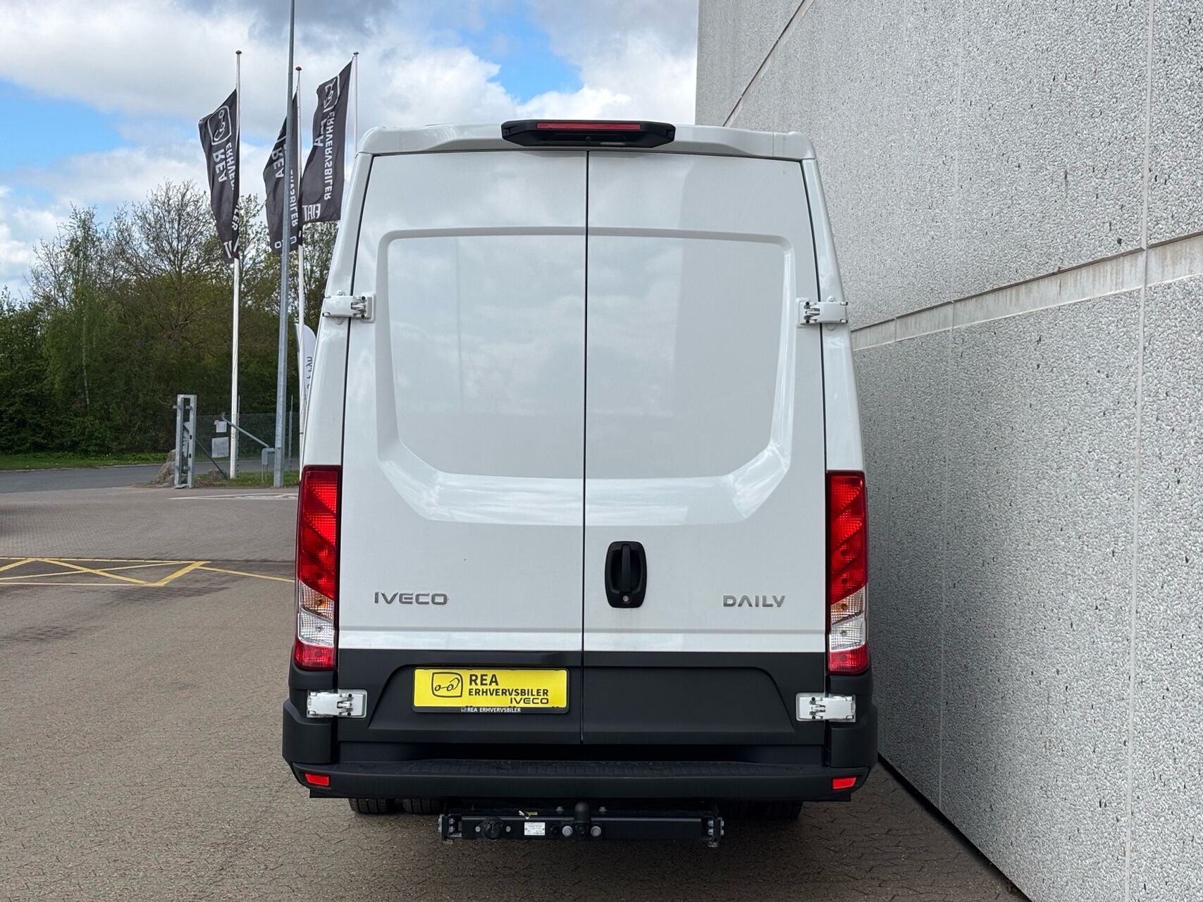 Billede af Iveco Daily 50C18 16m3 3,0 D Hi-Matic 180HK 8g Aut.