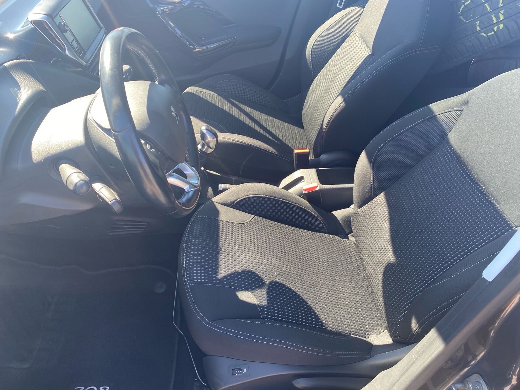 Billede af Peugeot 208 1,2 PureTech Allure 82HK 5d