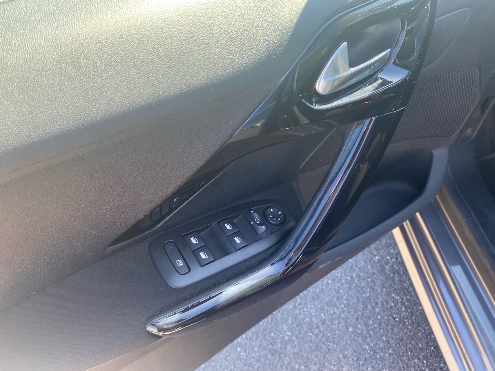 Billede af Peugeot 208 1,2 PureTech Allure 82HK 5d