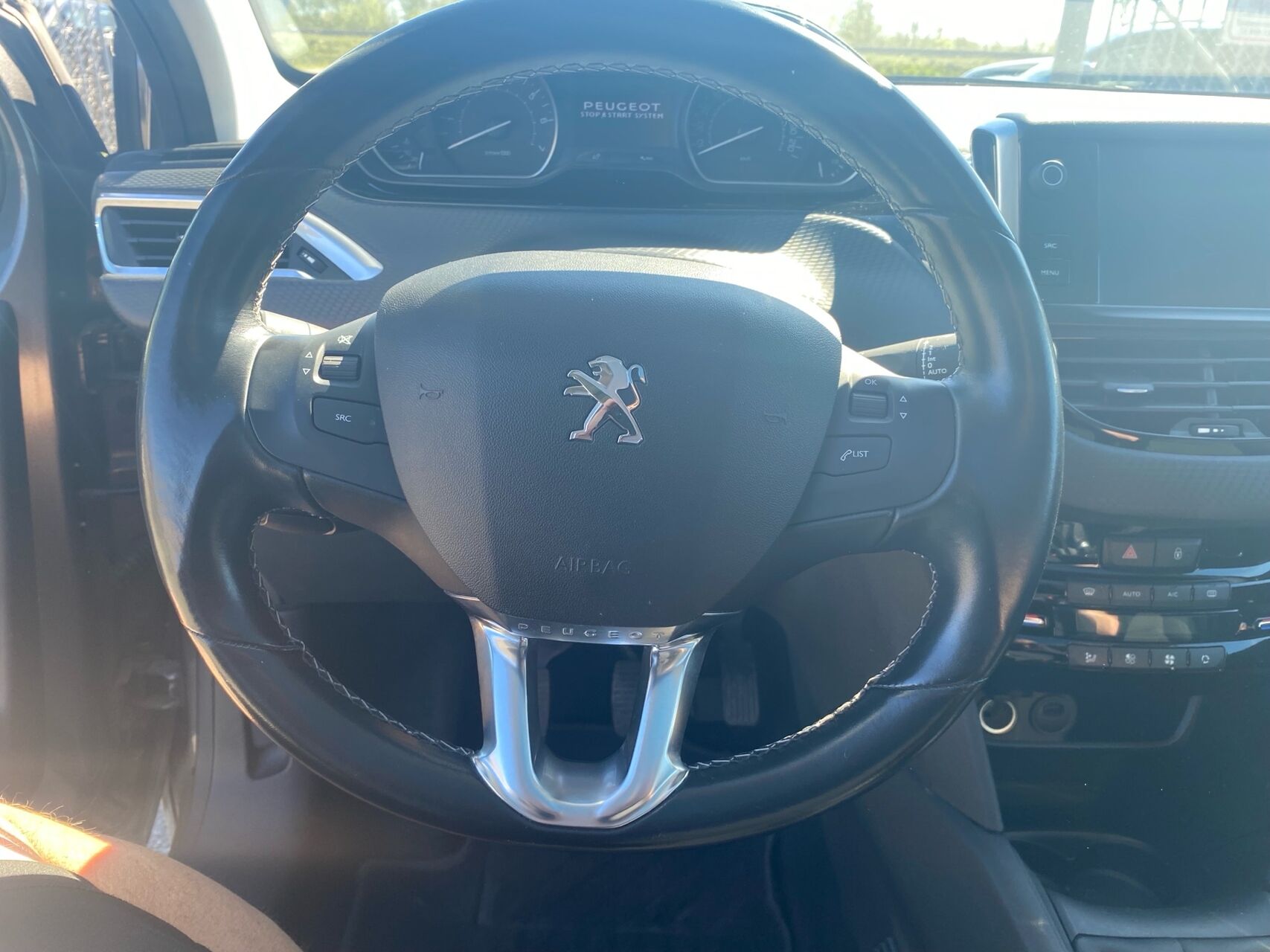 Billede af Peugeot 208 1,2 PureTech Allure 82HK 5d
