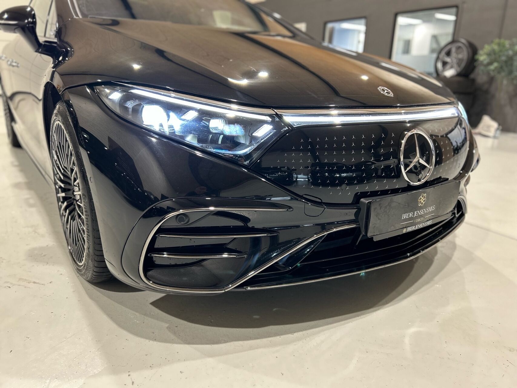 Billede af Mercedes-Benz EQS 580 EL AMG Line 4Matic 523HK Aut.