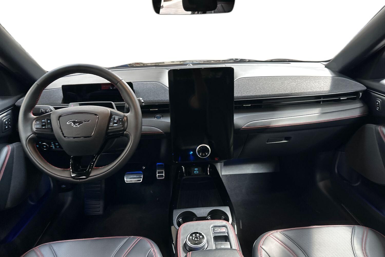 Billede af Ford Mustang Mach-E EL UR Premium 294HK 5d Aut.