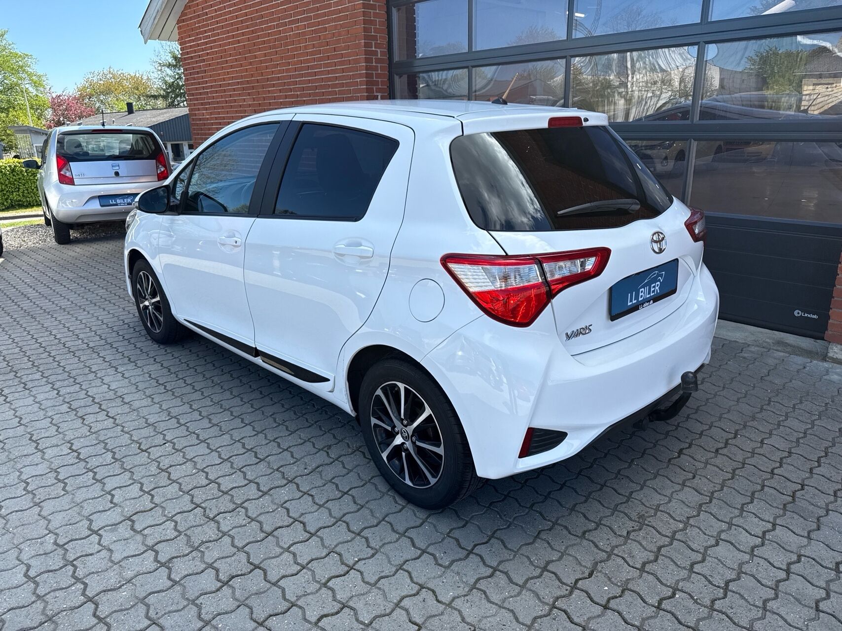 Billede af Toyota Yaris 1,5 VVT-I T2 Premium Multidrive S 111HK 5d 6g Aut.