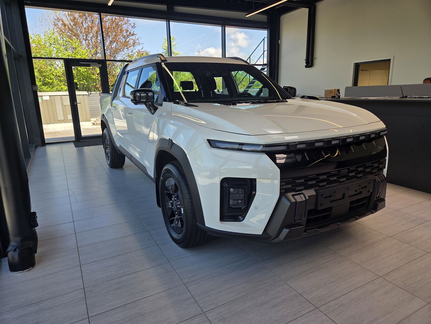 Billede af KGM Musso EV EL Black Line AWD 237HK DobKab Aut.