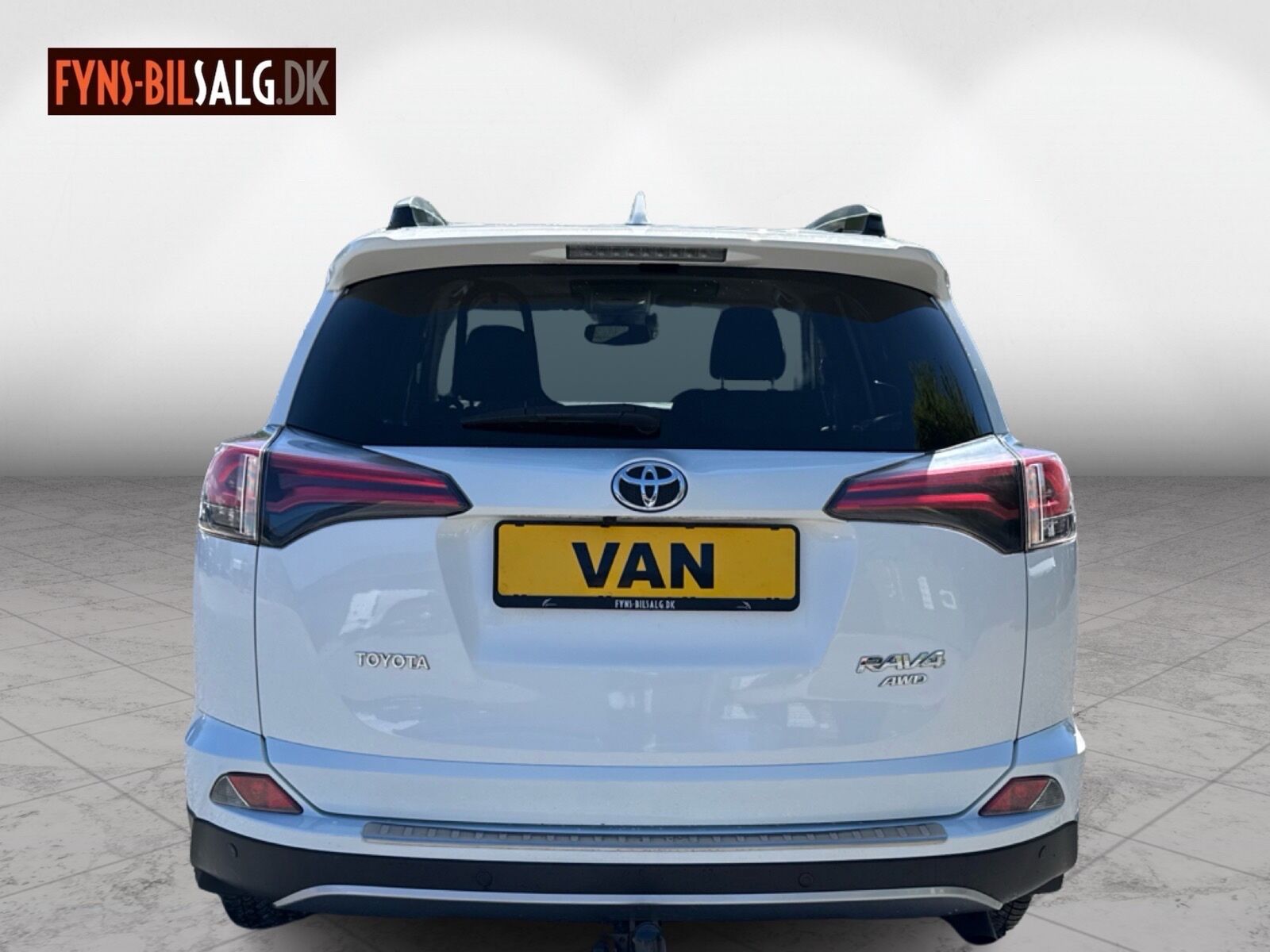 Billede af Toyota RAV4 2,0 VVT-I T3 Safety Sense 4x4 152HK Van 6g