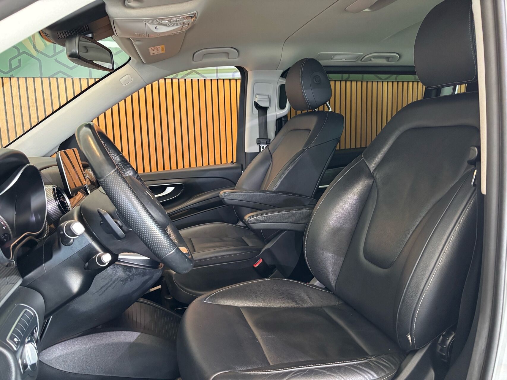 Billede af Mercedes-Benz EQV 300 Lang EL Avantgarde 204HK Aut.