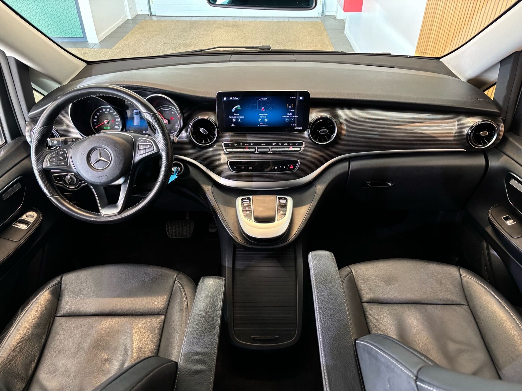 Billede af Mercedes-Benz EQV 300 Lang EL Avantgarde 204HK Aut.