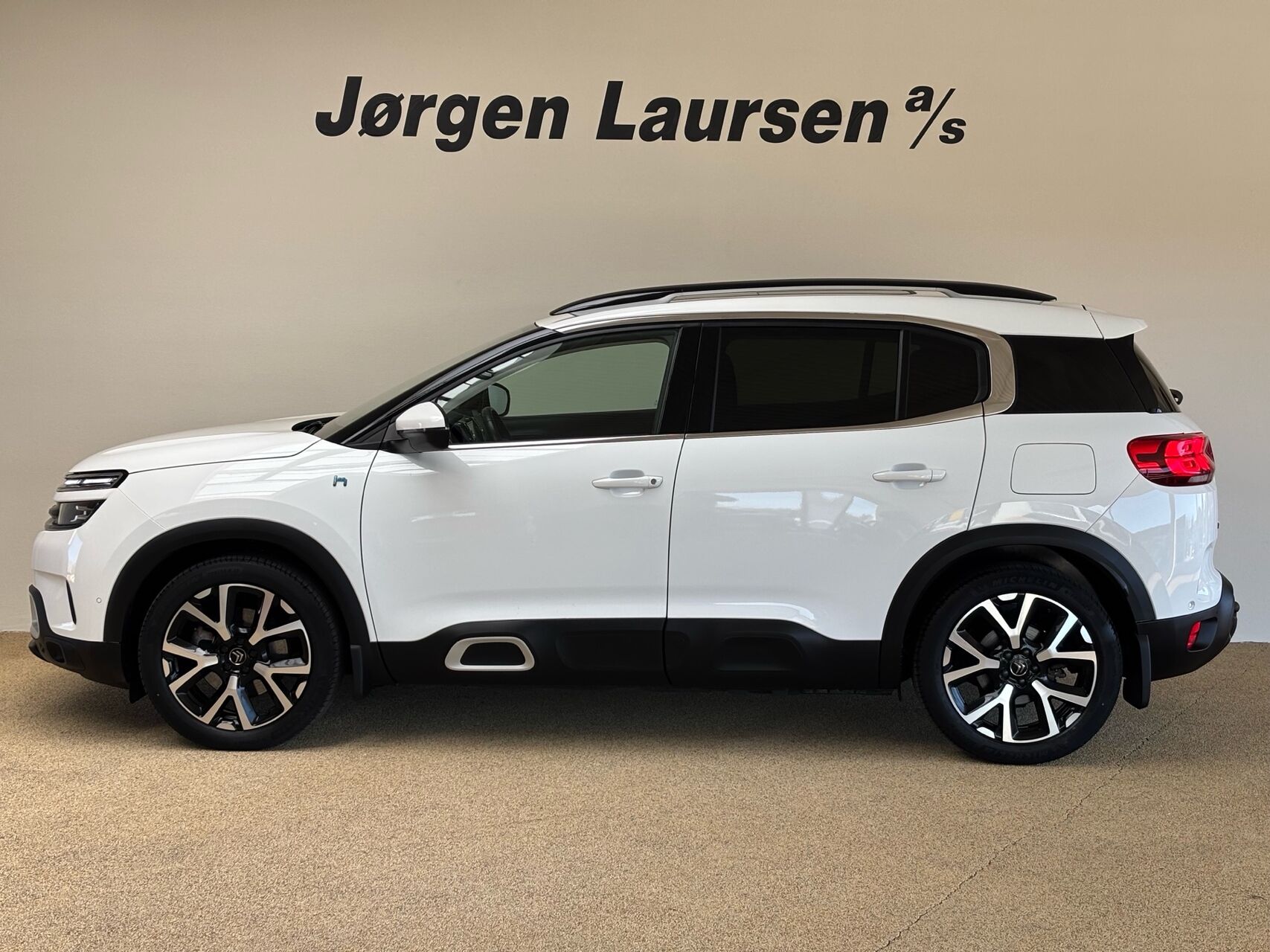 Billede af Citroën C5 Aircross 1,6 Plugin-hybrid Skyline EAT8 225HK 5d 8g Aut.