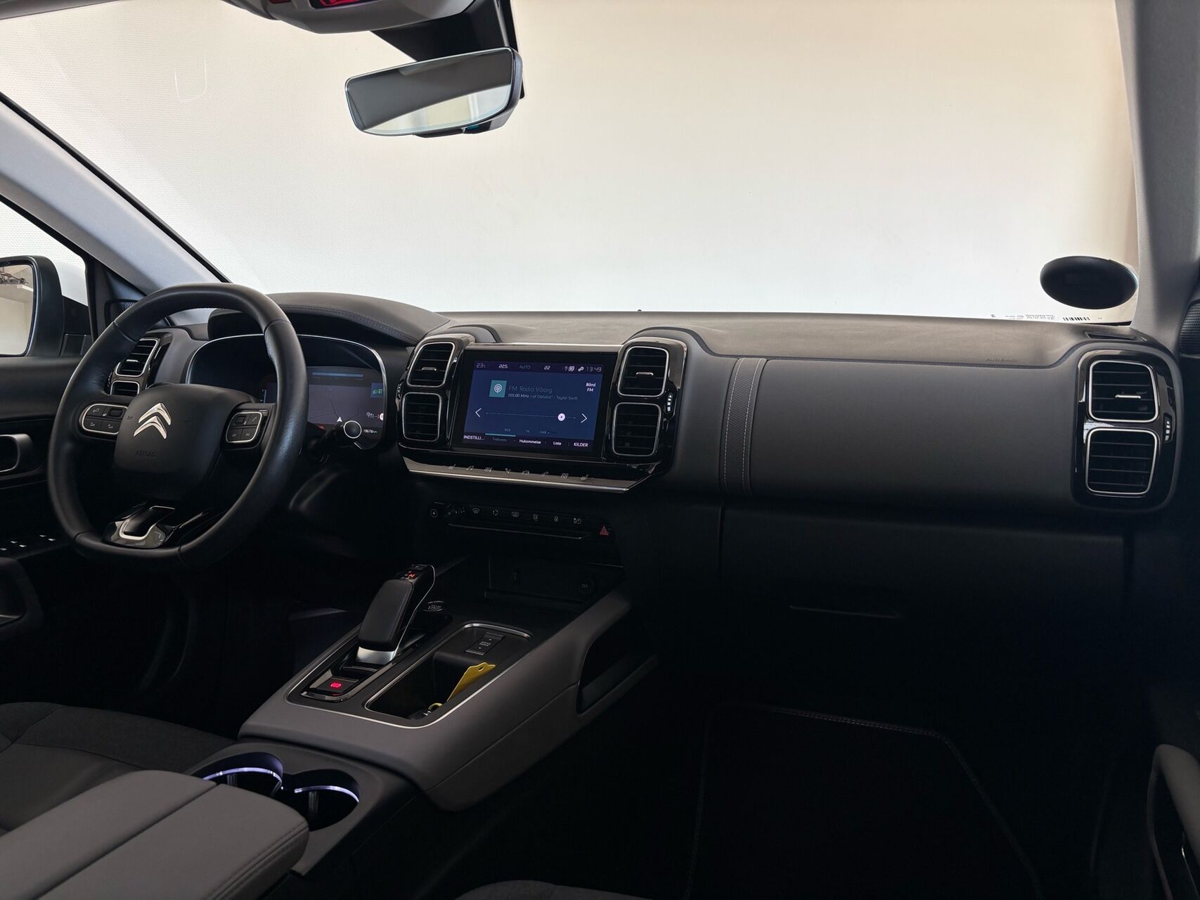 Billede af Citroën C5 Aircross 1,6 Plugin-hybrid Skyline EAT8 225HK 5d 8g Aut.