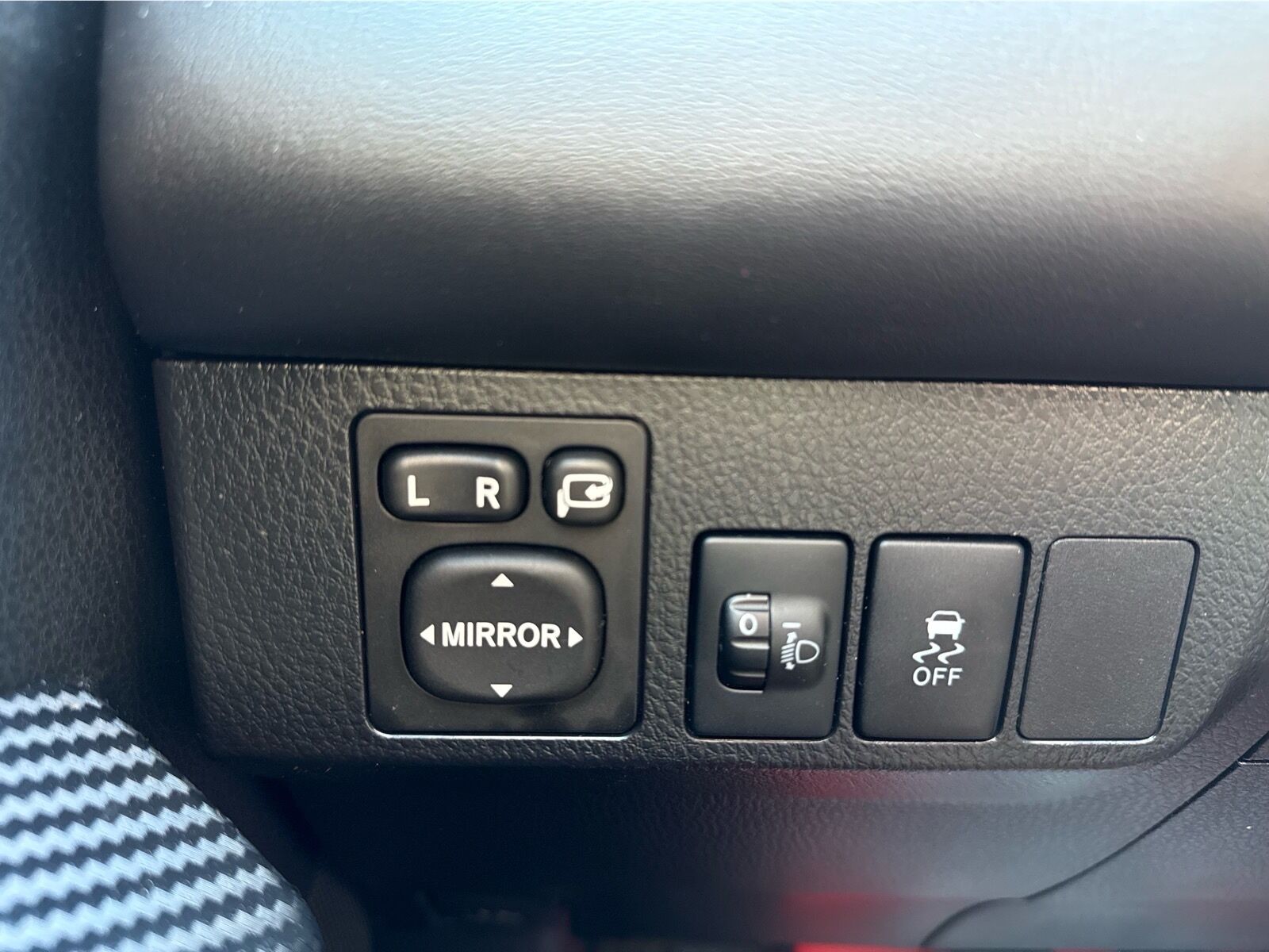 Billede af Toyota RAV4 2,0 D-4D T3 4x4 124HK Van 6g