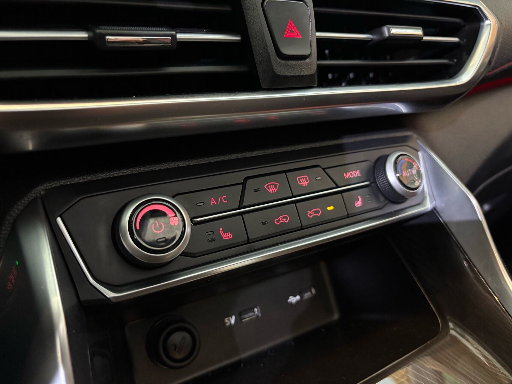 Billede af Maxus Euniq 5 EL 177HK Aut.
