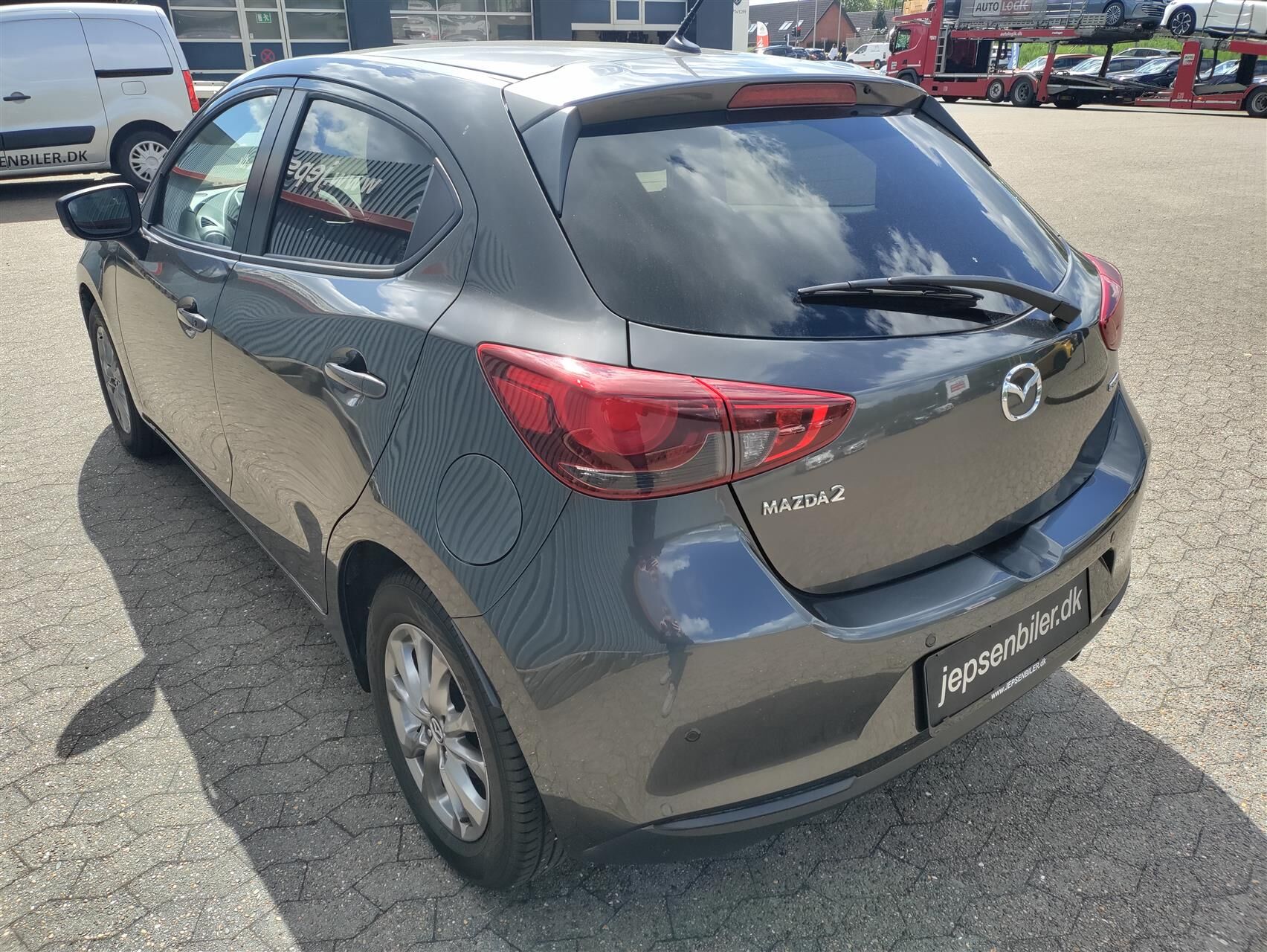 Billede af Mazda 2 1,5 Skyactiv-G Sky 90HK 5d 6g Aut.